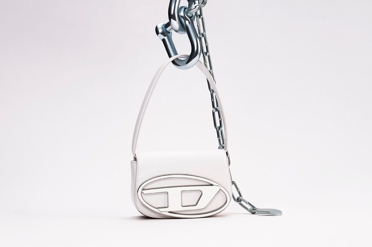 DIESEL☆アイコニック ミニバック 1DR XS 1DR Xs-Iconic mini bag in matte leather｜ブラック