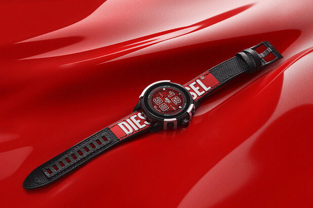 最新タッチスクリーンスマートウォッチ登場｜DIESEL NEWS｜ディーゼル  