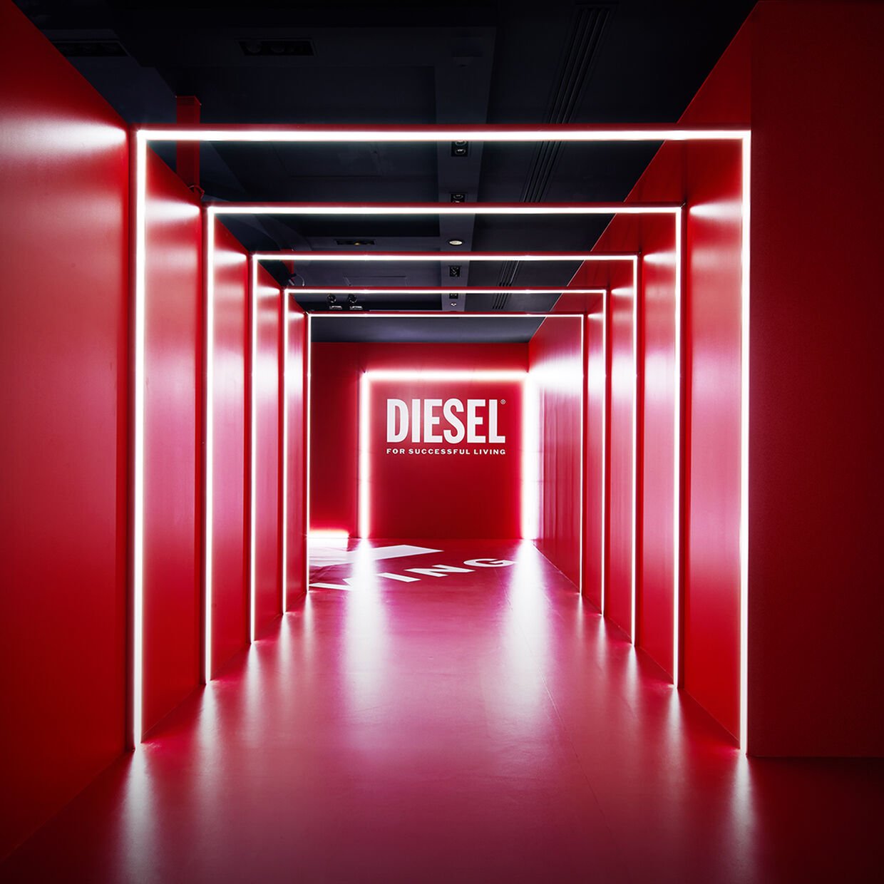 <div class="module-8__title"></div>