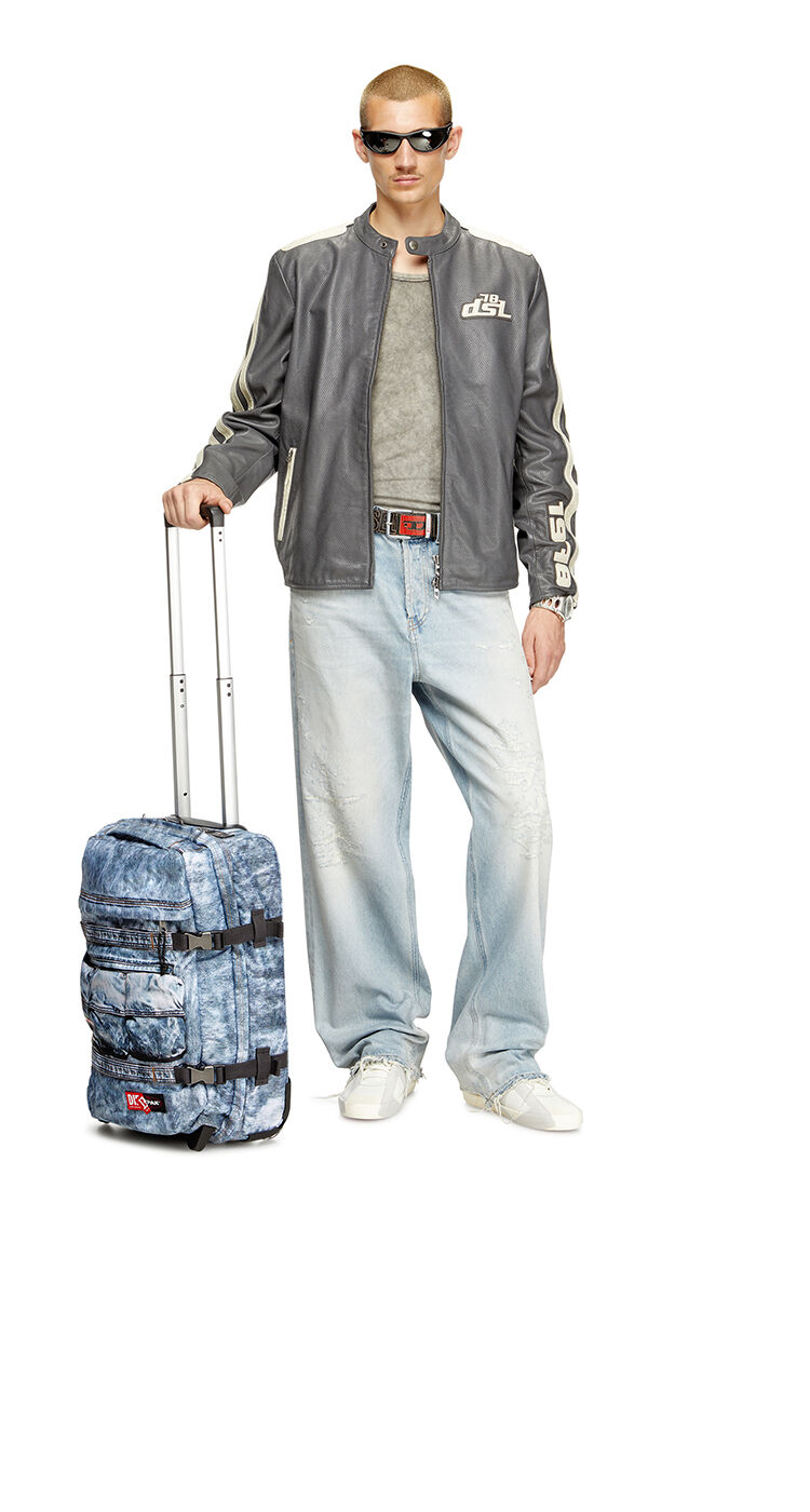 キャリーオンケース