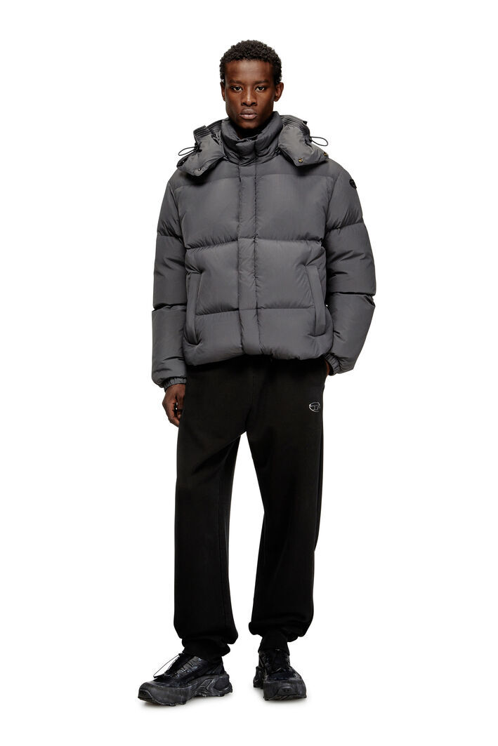 ダウンジャケット