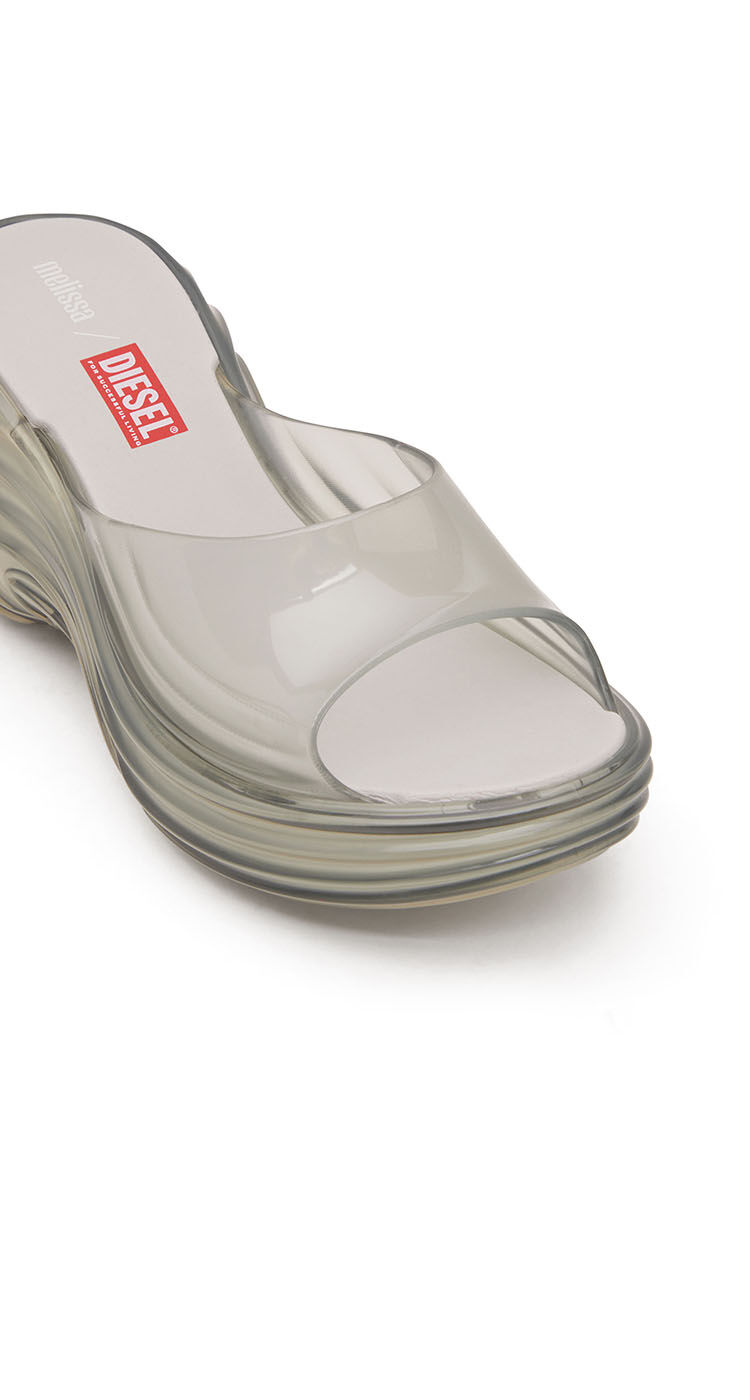 Platform mule in Melflex&reg;