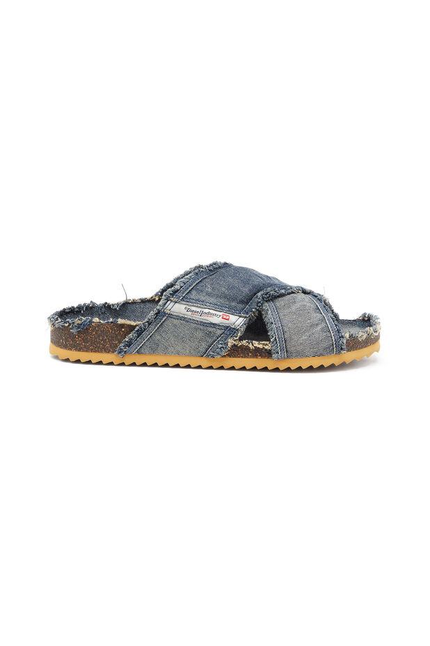 フラットサンダル