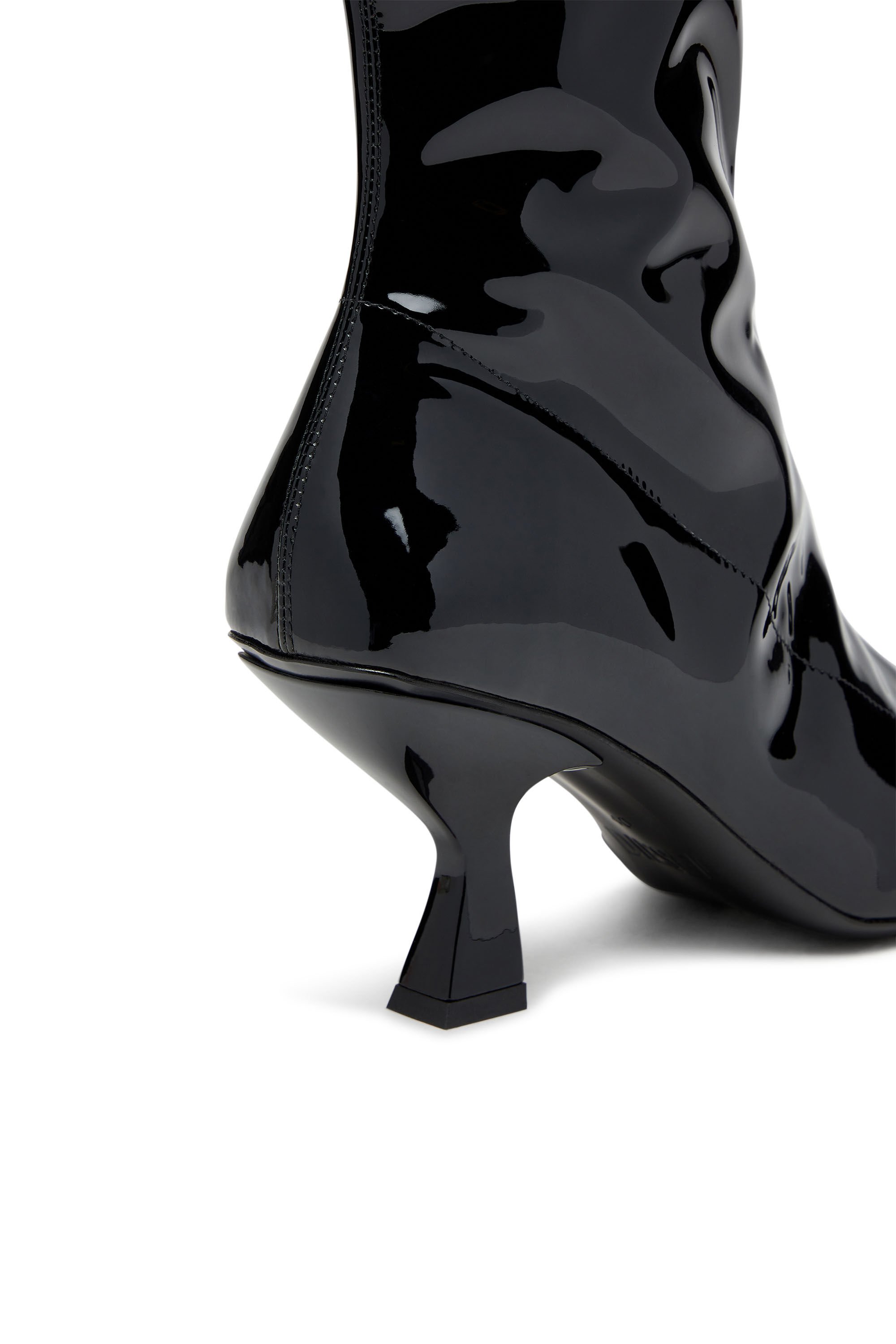 Diesel - D-AMBER MD BT, Female's D-Amber-Ankle boots in patent stretch PU in ブラック - 5
