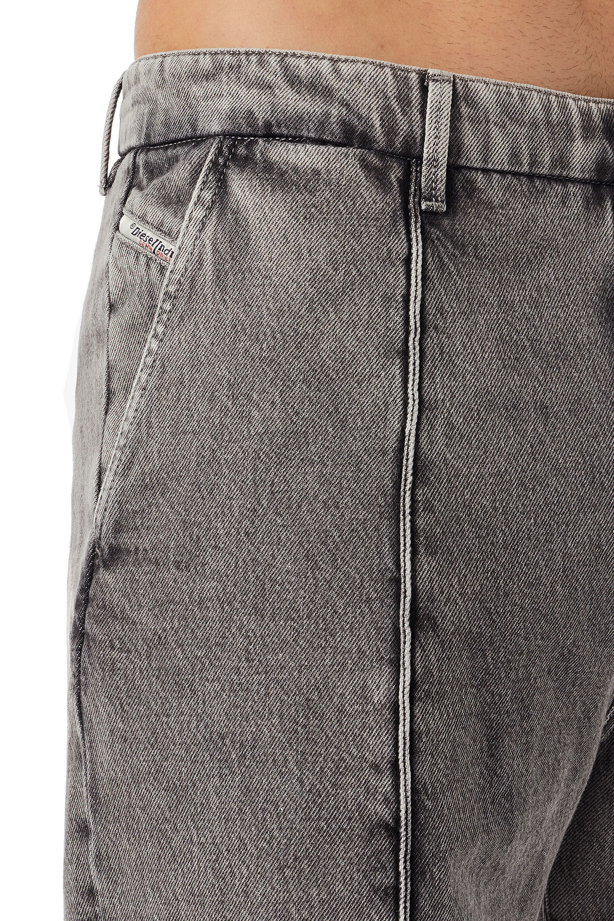 Diesel - D-Chino-Work 0IEAA Straight Jeans, ブラック/ダークグレー - Image 4