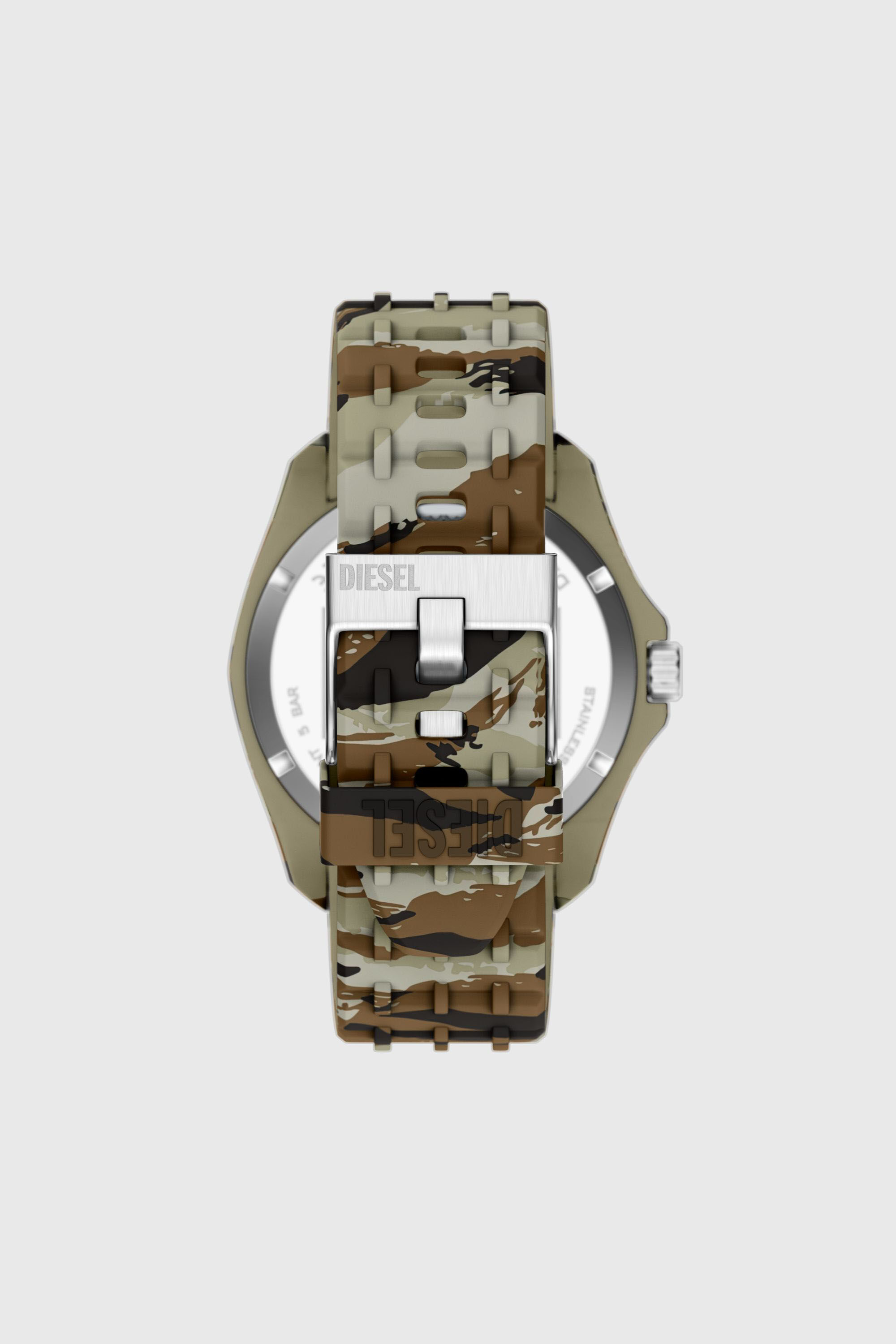 DZ2242 WATCH Stinger camo silicone watch｜マルチカラー｜メンズ｜DIESEL