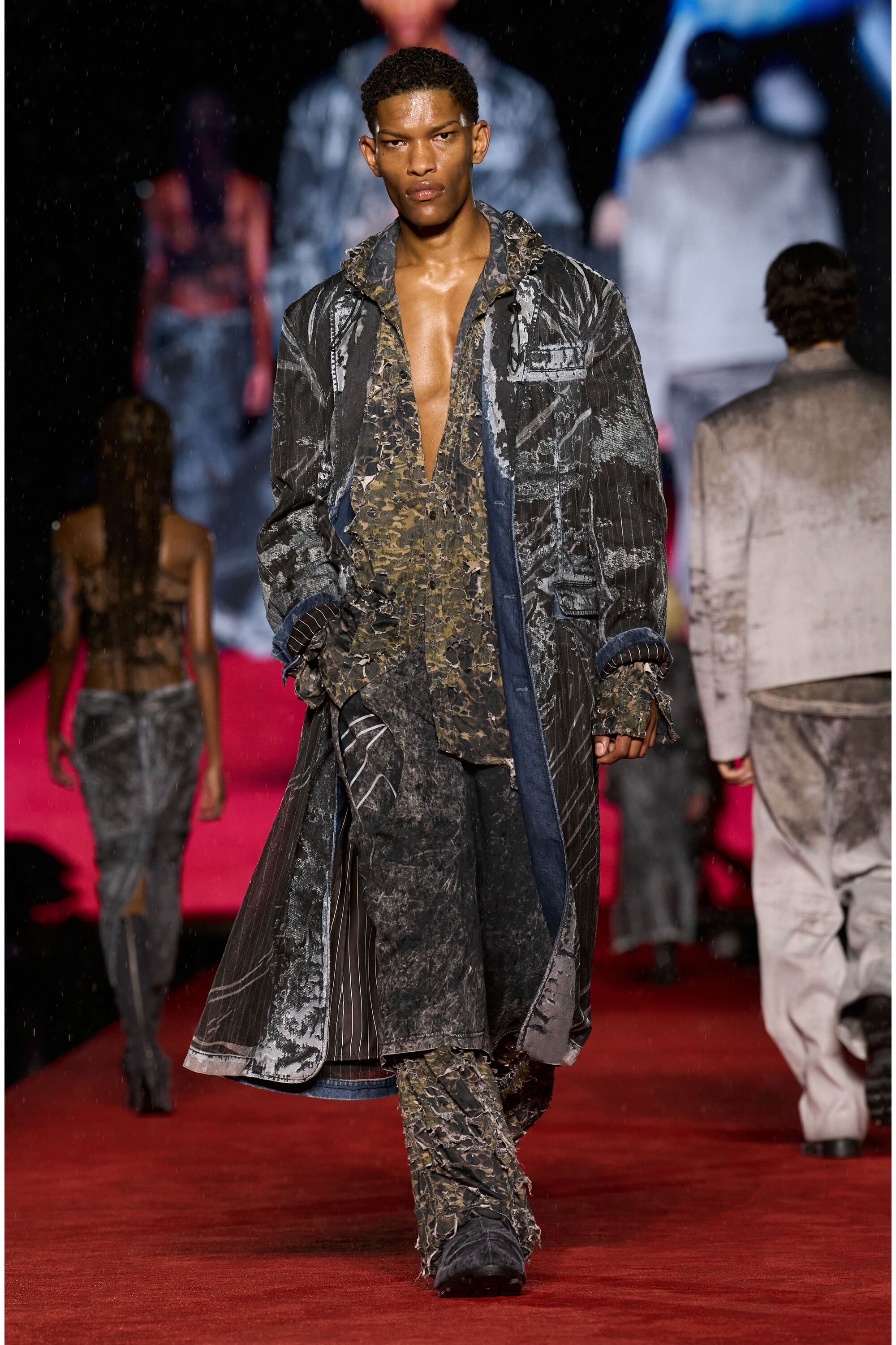 Diesel - D-BLA-LONG-DEV-FSE, Male's Coat in pinstriped devoré denim in ダークブルー - 6