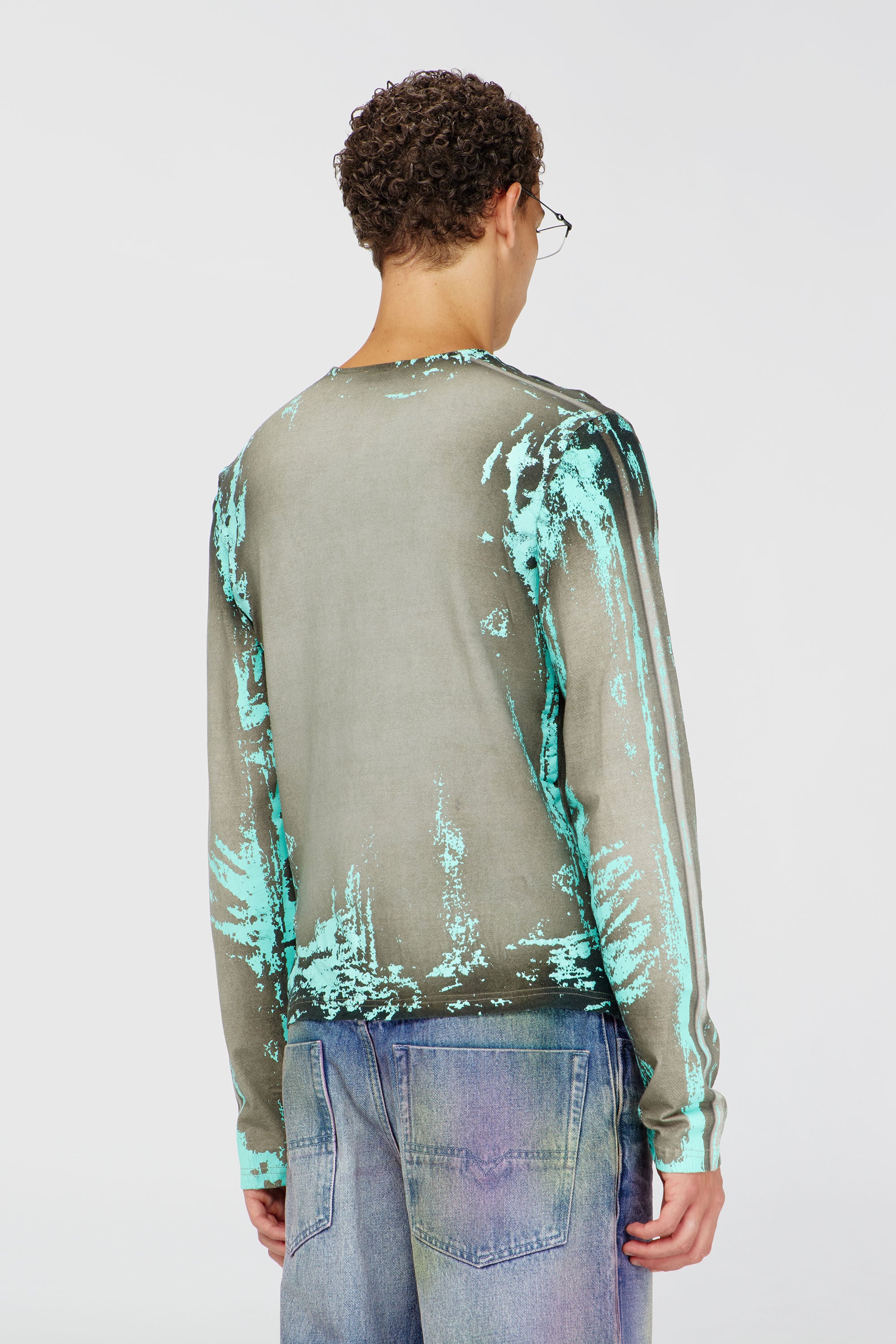 Diesel - T-FYNO-ML, Male's Grandad T-shirt in cracked leather-effect jersey in グレー/ブルー - 5