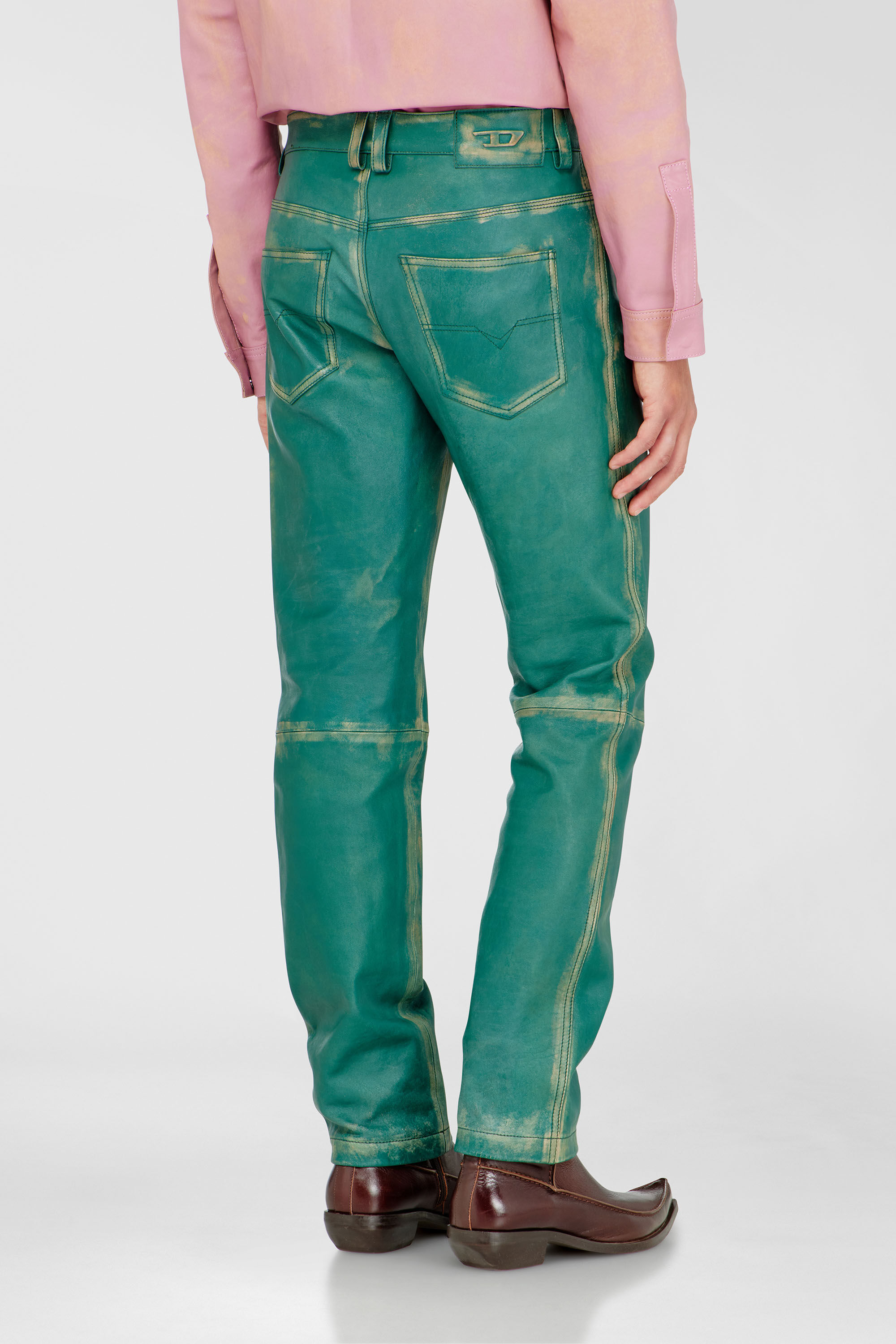 Diesel - P-OCKET, Male's Pants in treated leather in ダークグリーン - 4