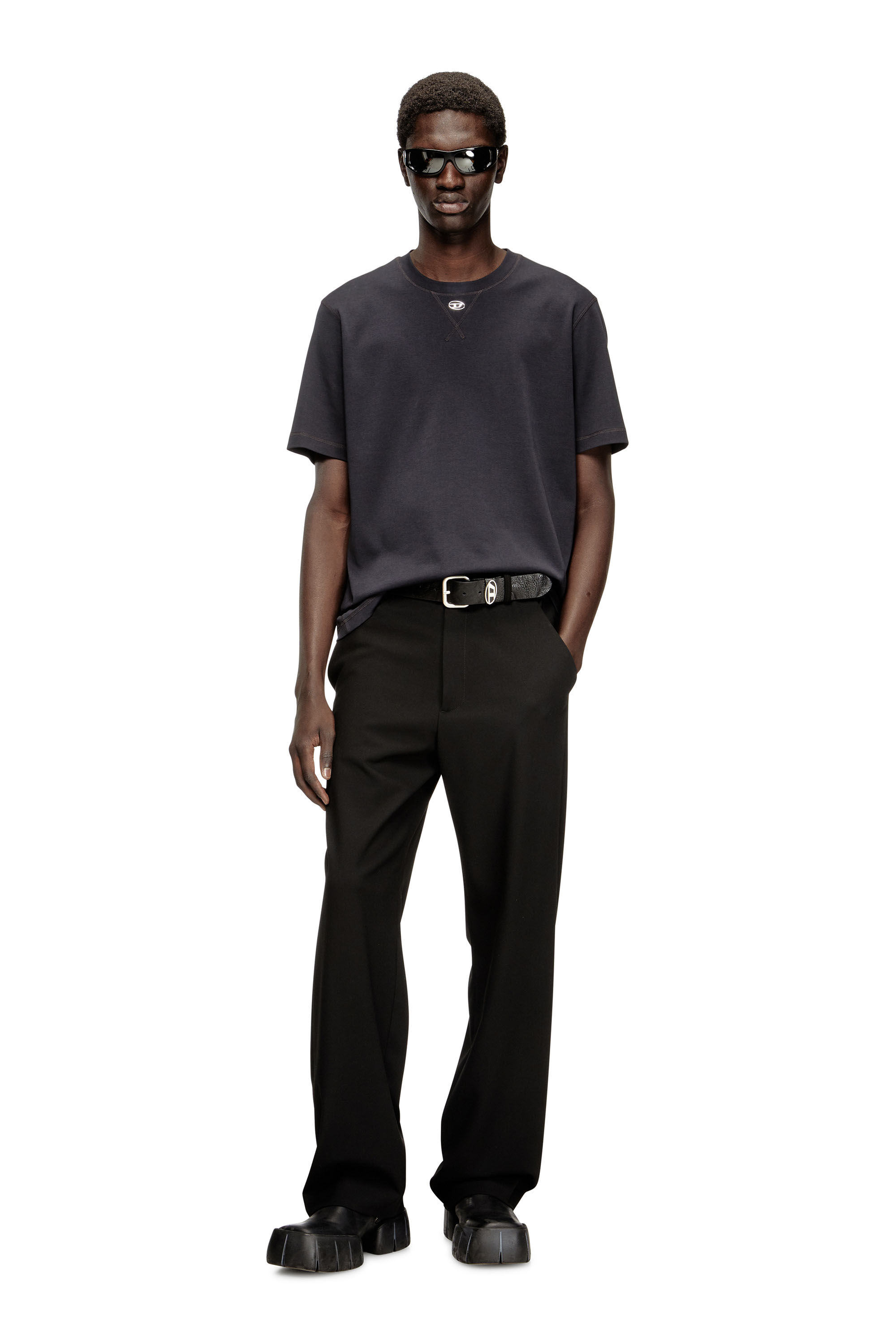 Diesel - T-MADJUST-TR, Male's Regular T-shirt with crew neck and Oval D in ダークグレー - 1