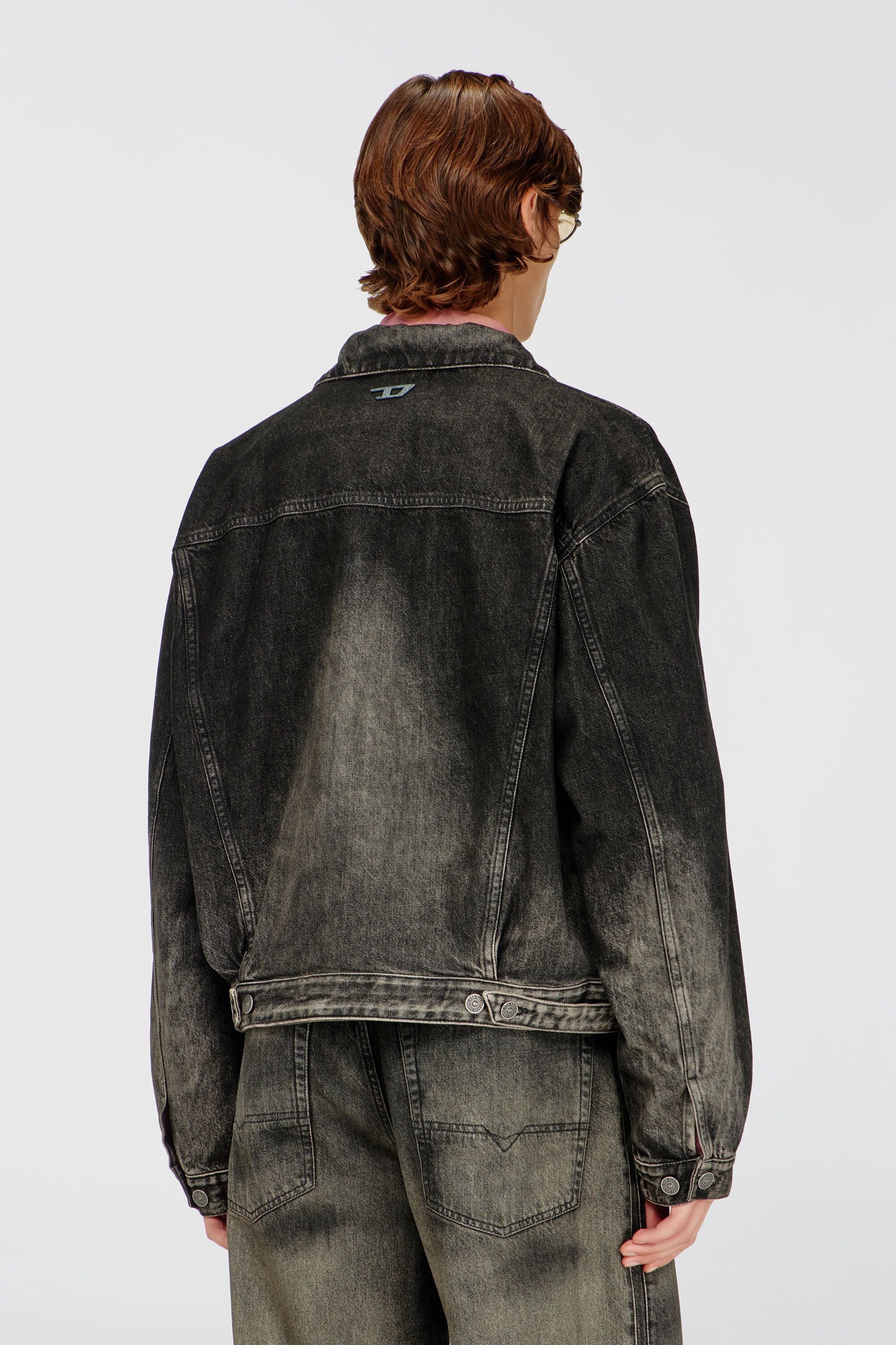 Diesel - D-MORGHI-FSJ, Male's Trucker jacket in dirty-effect denim in ブラック/ダークグレー - 5