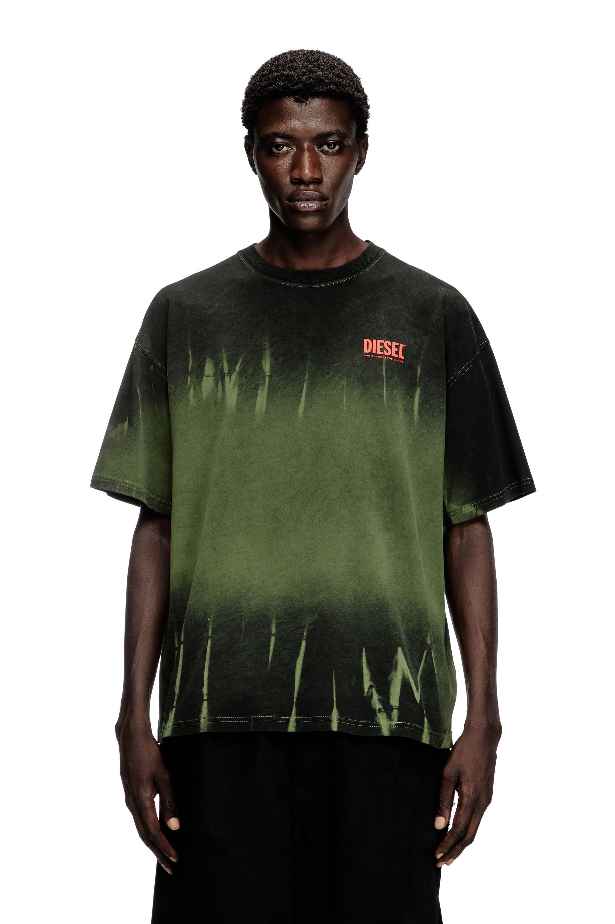Diesel - T-BOXT-R3, Male's Tie-dye T-shirt with logo print in ダークグリーン - 5