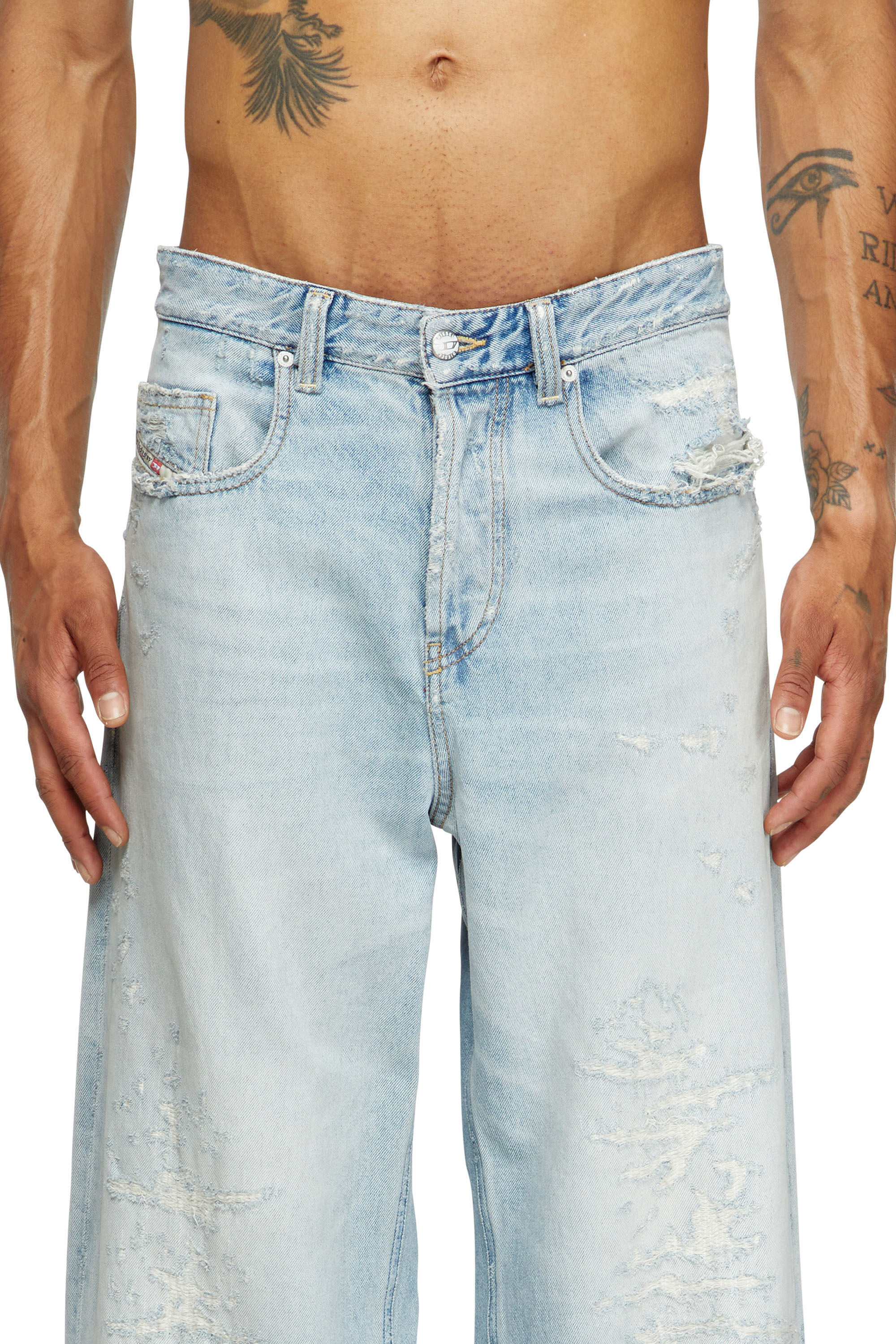 Diesel - Male's Relaxed Jeans 2001 D-Macro 09M53, ライトブルー - 5