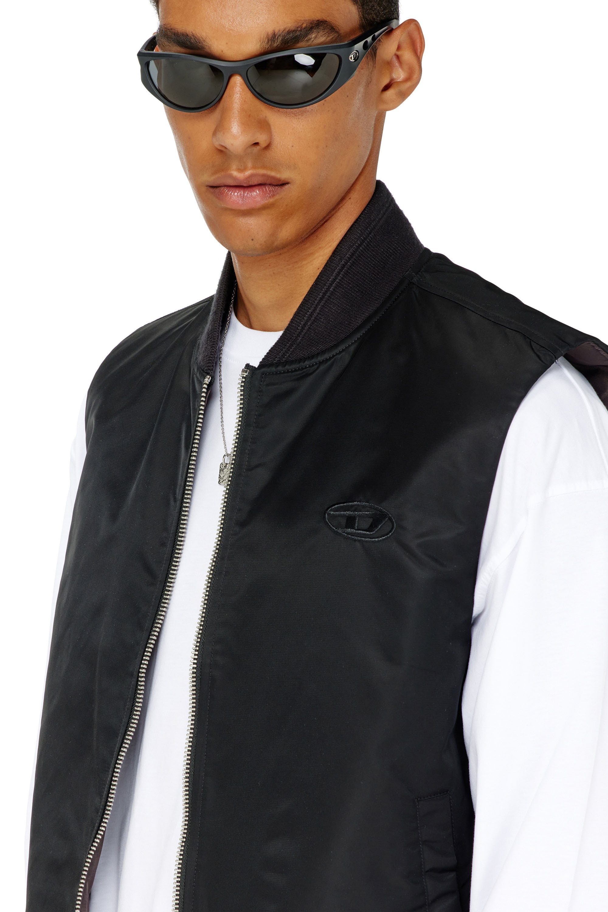 Diesel - W-TYPE-D1-SL, Male's ジップアップベスト in ブラック - 4