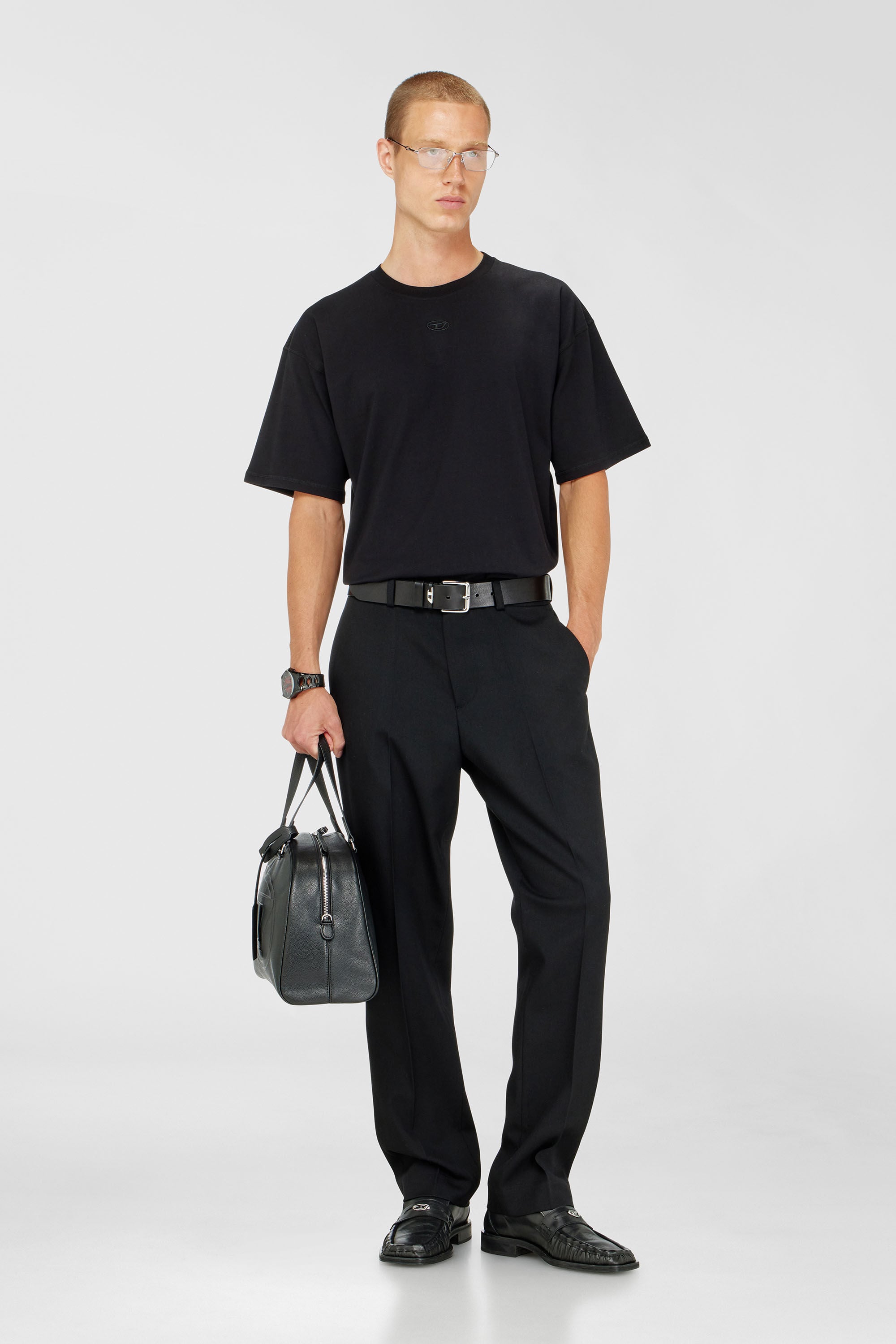 Diesel - T-LUCIEN-IHBI, Male's Tシャツ in ブラック - 1