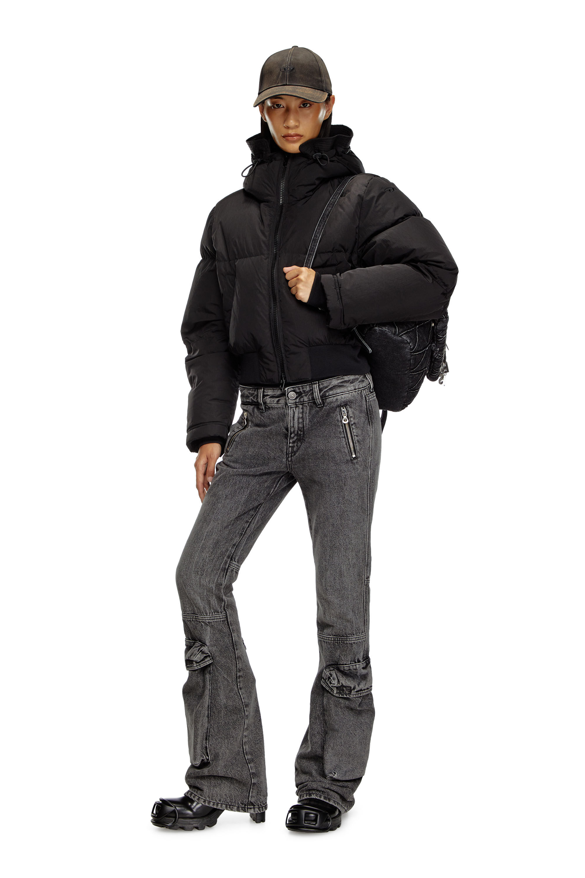 W-PEYT-SHORT-NEW-P1 Hooded down jacket in crinkled nylon