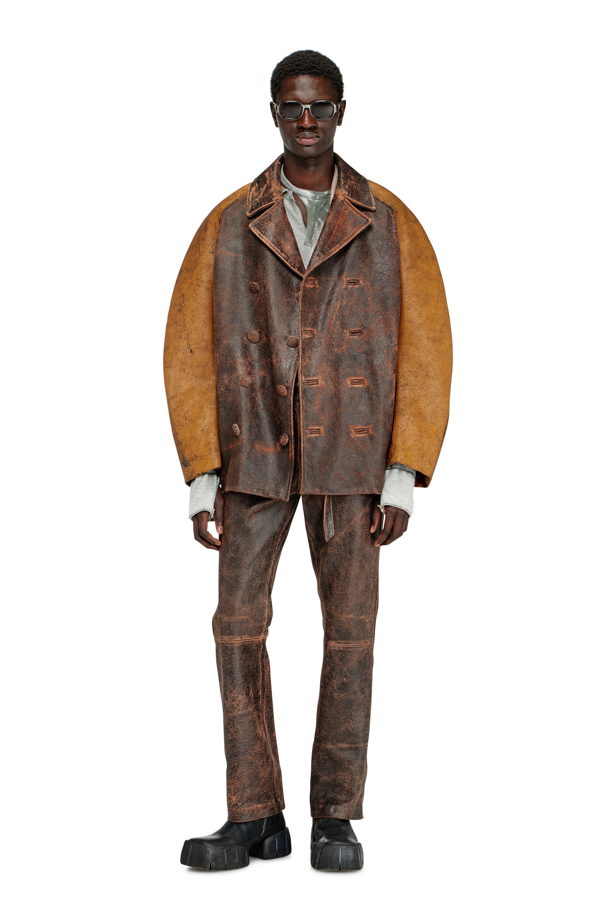 Diesel - L-NAHUN, Male's Cocoon peacoat in crackle leather in ブラウン - 1