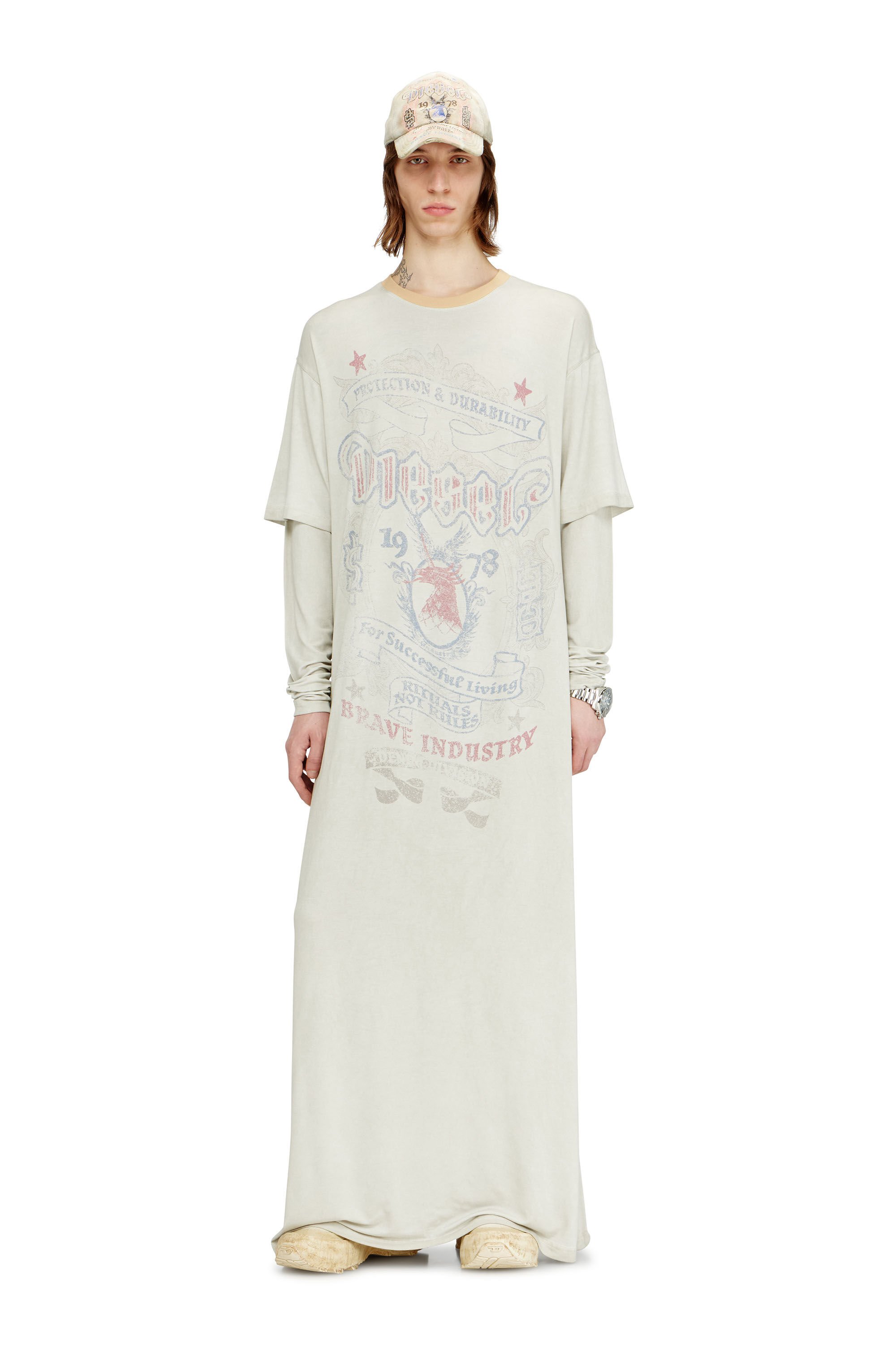 Diesel - T-AMADO, Male's Ultra-long T-shirt with layered sleeves in ホワイト - 1