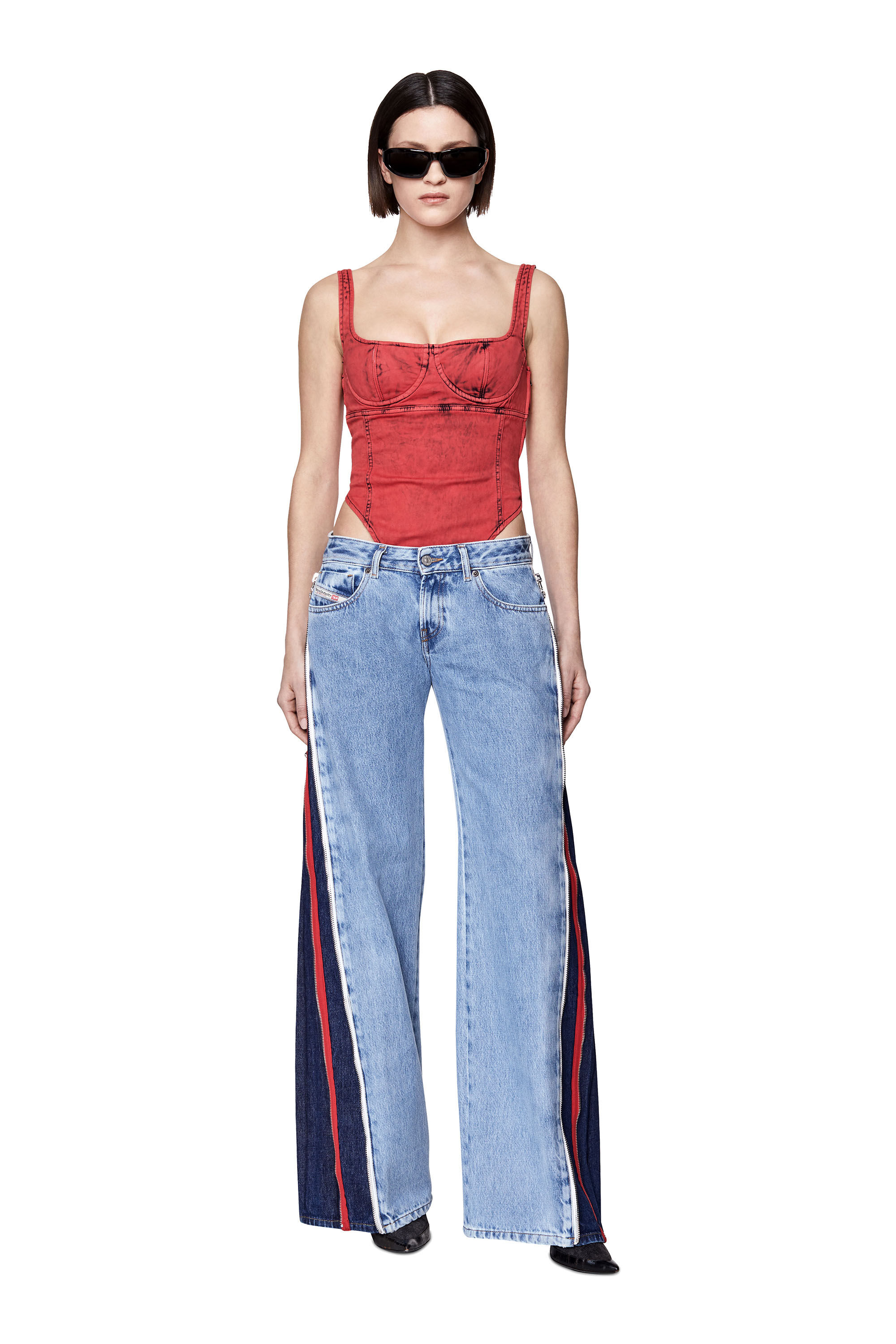 Diesel - Straight Jeans 2002 09D17, 01 - Image 1