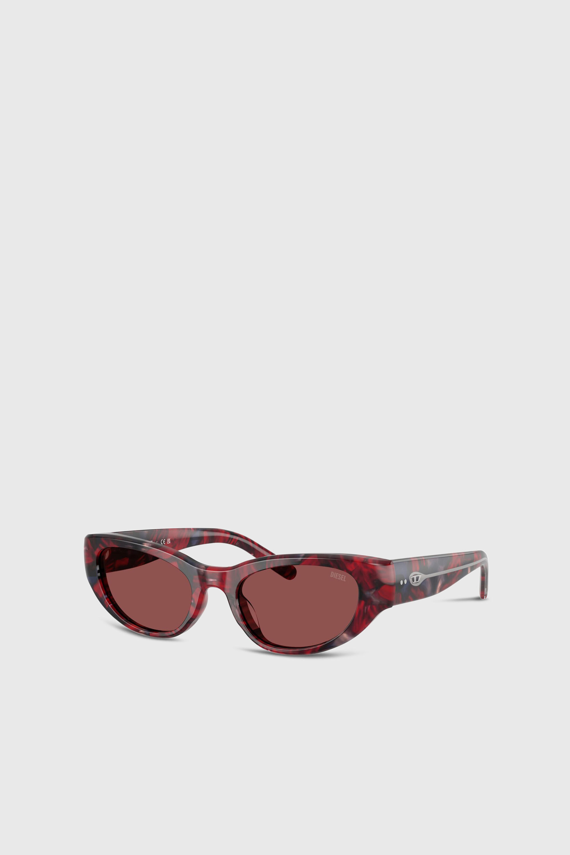 Diesel - 0DL2010U, Unisex's Cat-eye style sunglasses in レッド/ブラウン - 2