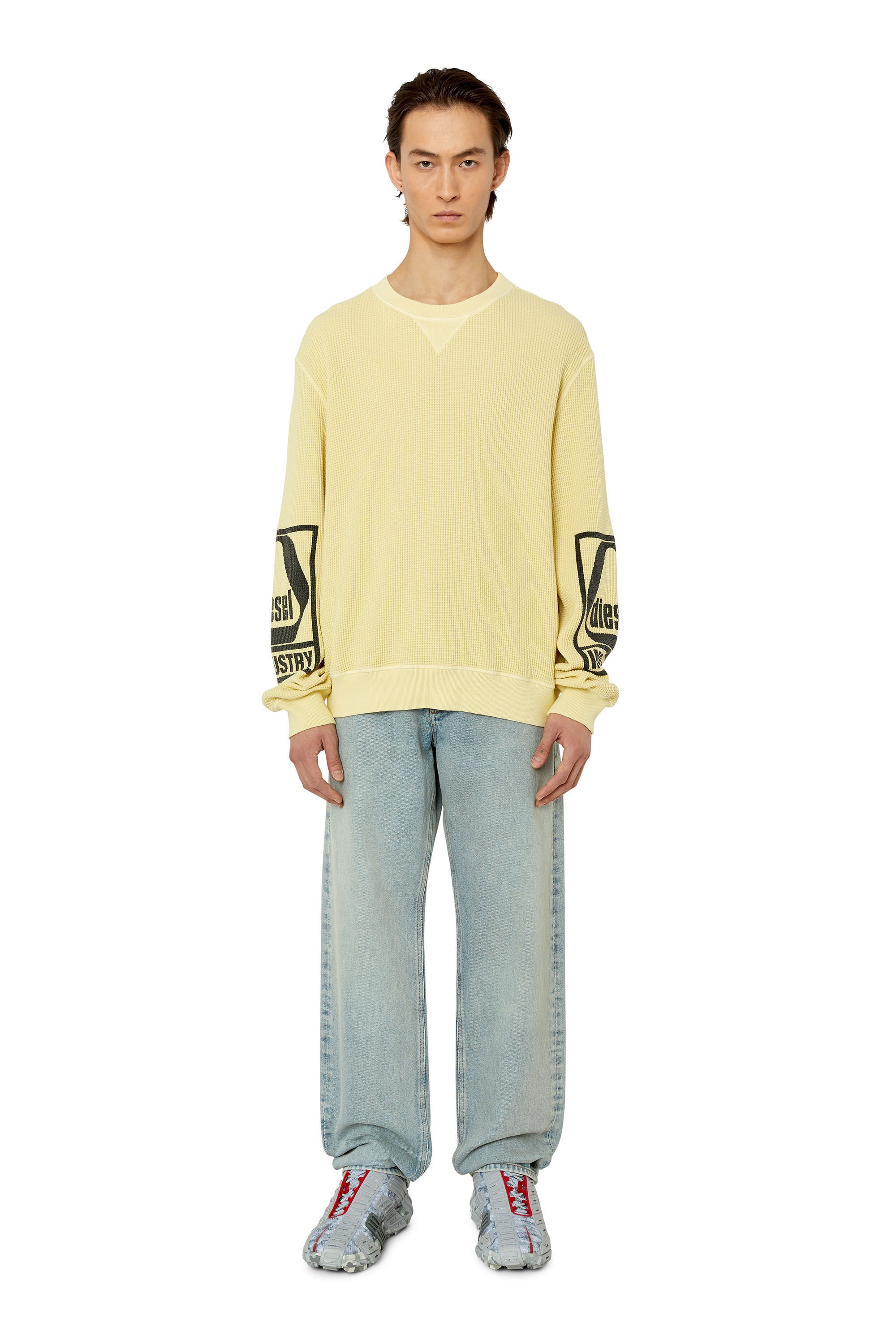Diesel - S-GINAFFLE, Male's スウェット バックプリント レギュラーフィット in Yellow - 1