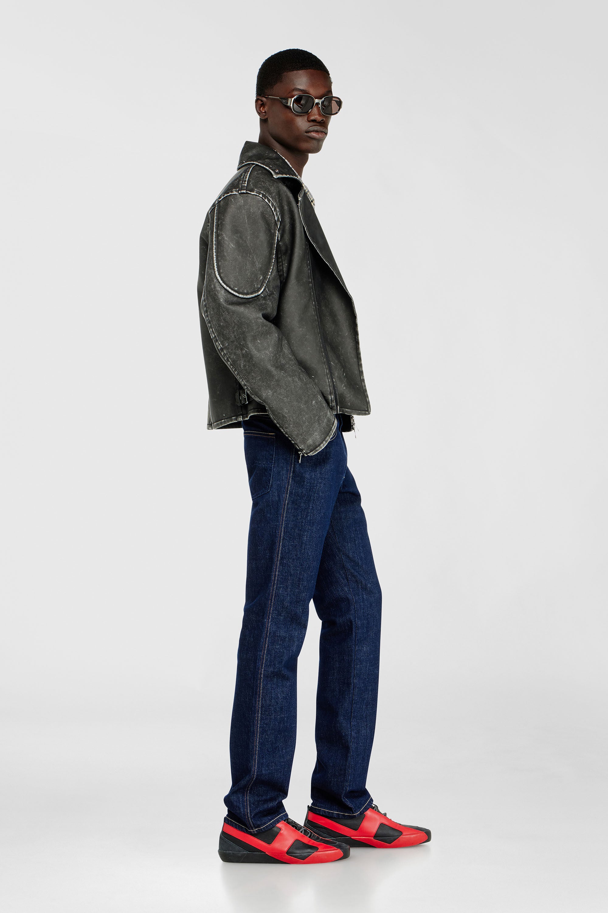 Diesel - Male's Slim Jeans 1993 D-Vyl 007EQ, ダークブルー - 1