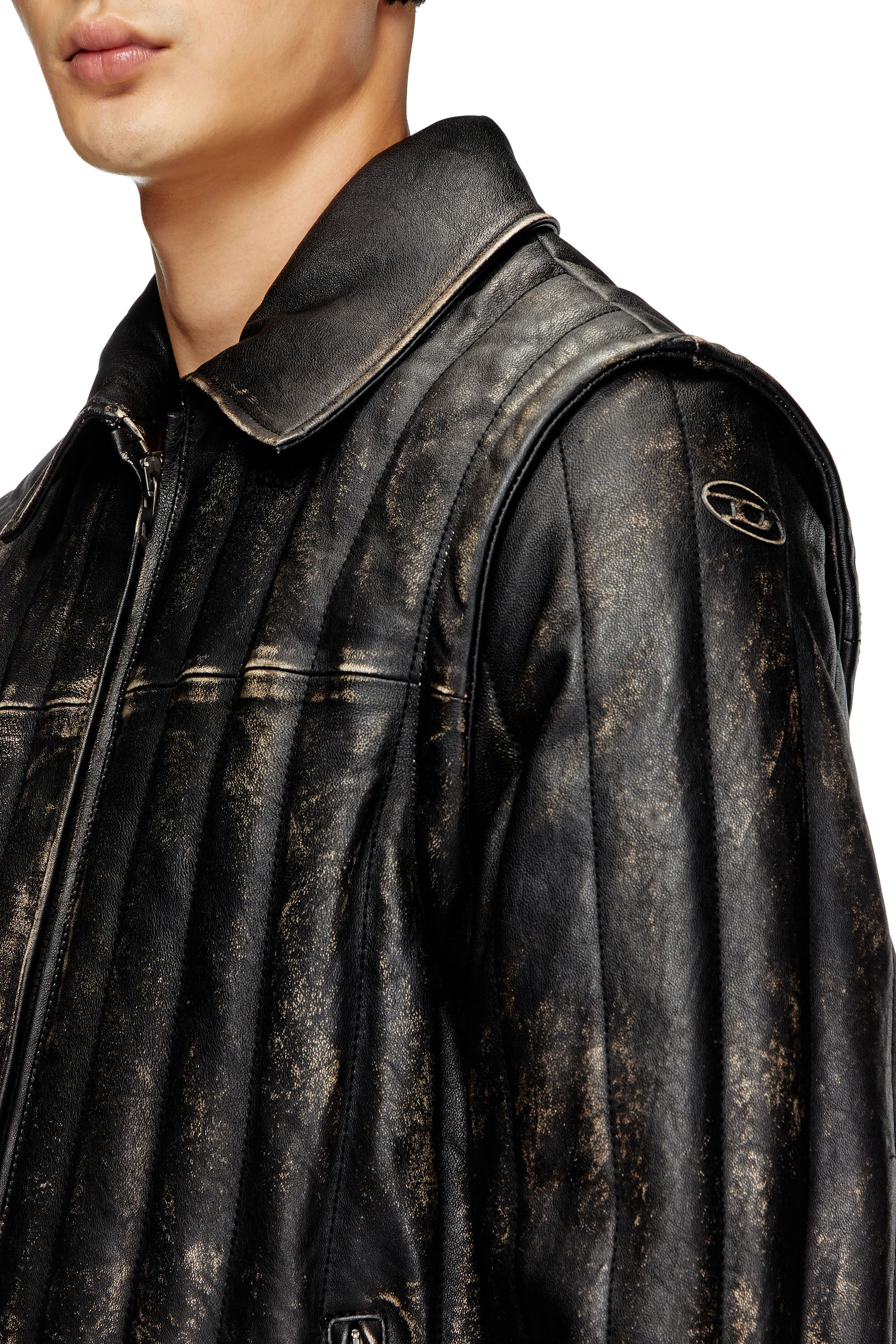 Diesel - L-ALBERT, Male's Distressed quilted leather jacket/vest in ブラック - 4