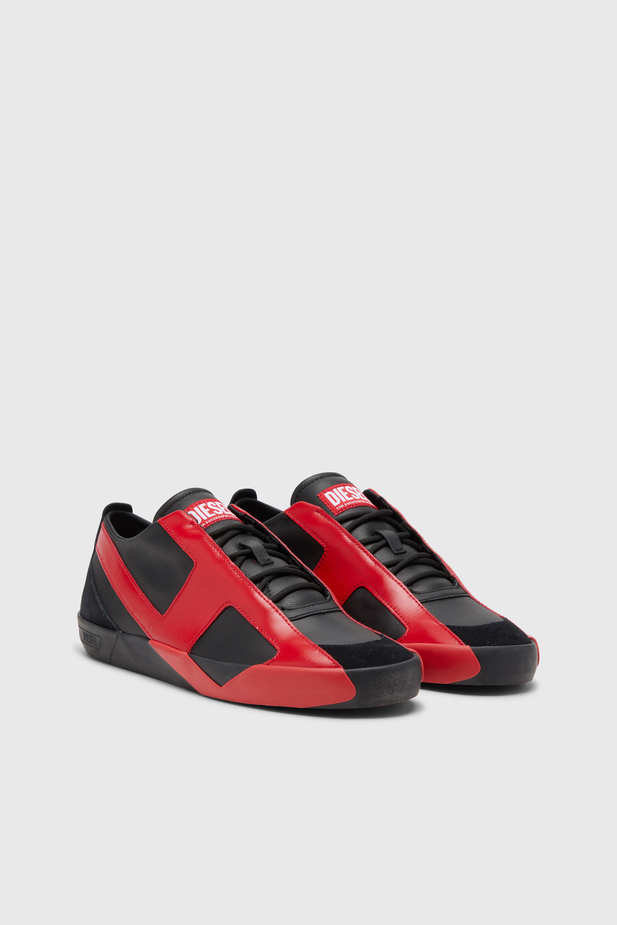Diesel - S-SLANTE-D LOW, Male's スニーカー in ブラック/レッド - 3