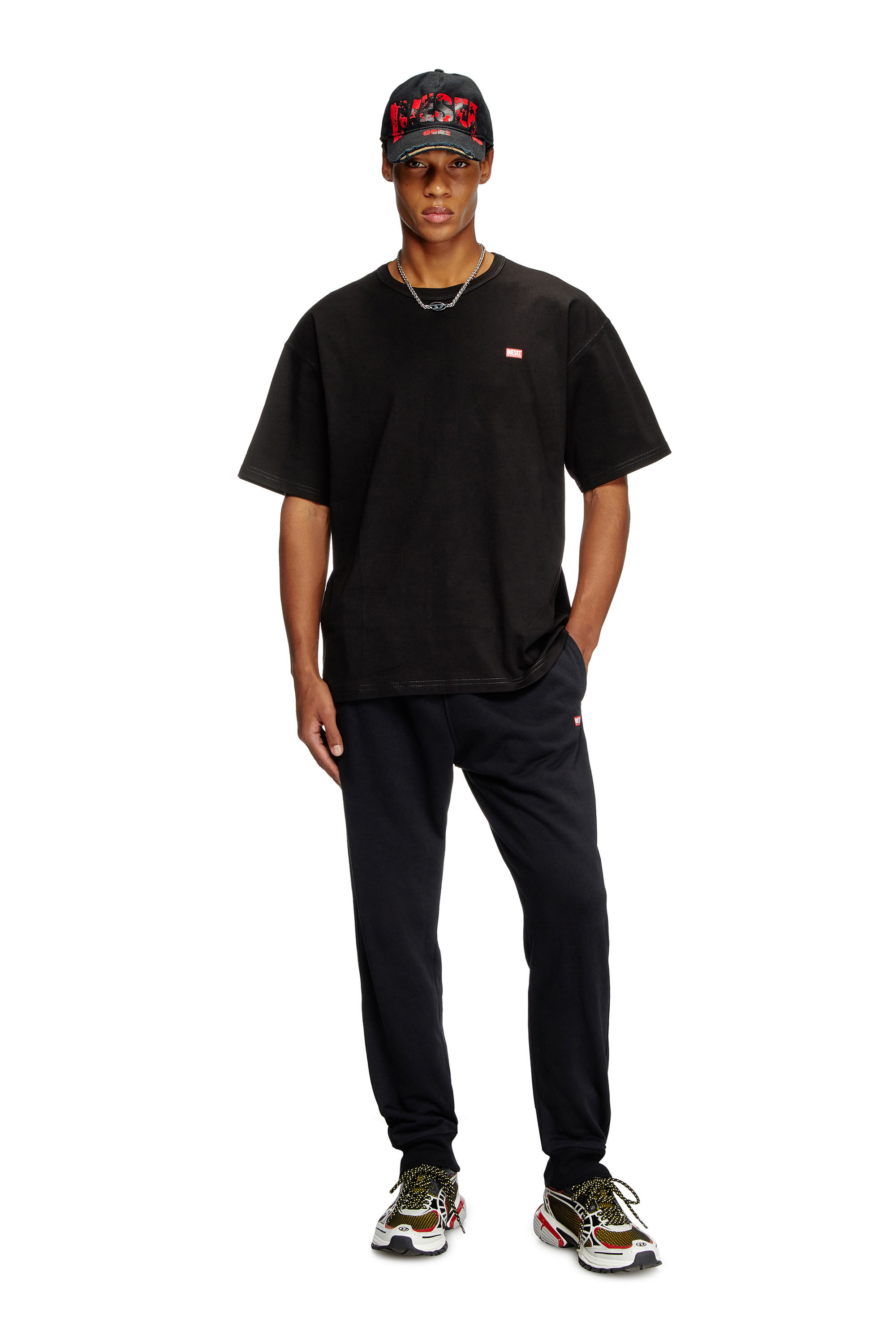 Diesel - T-BOXT-R30, Male's T-shirt with small logo in ブラック - 1