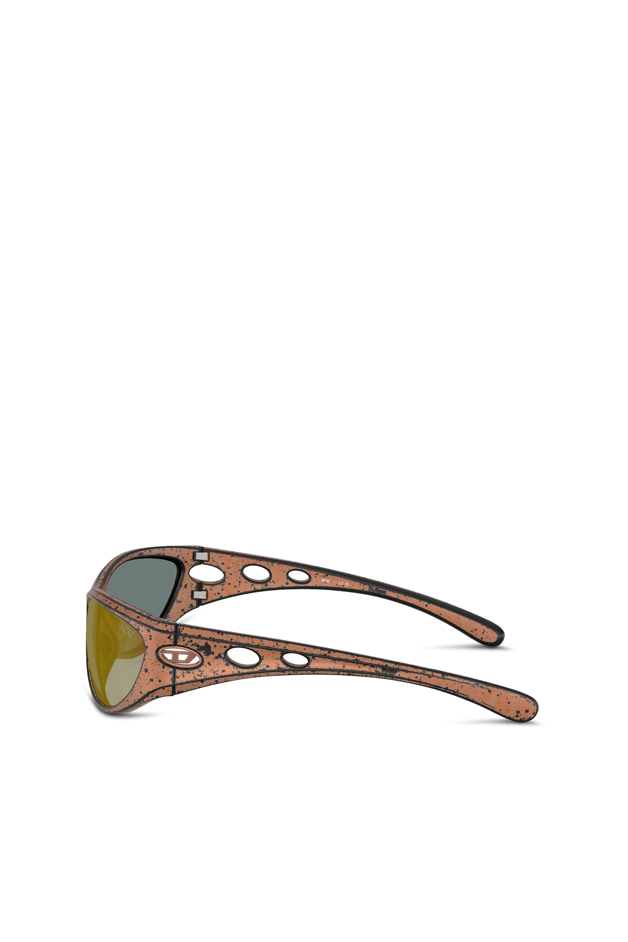 0DL3004U Cat-eye style sunglasses｜ブラウン｜ウィメンズ｜DIESEL