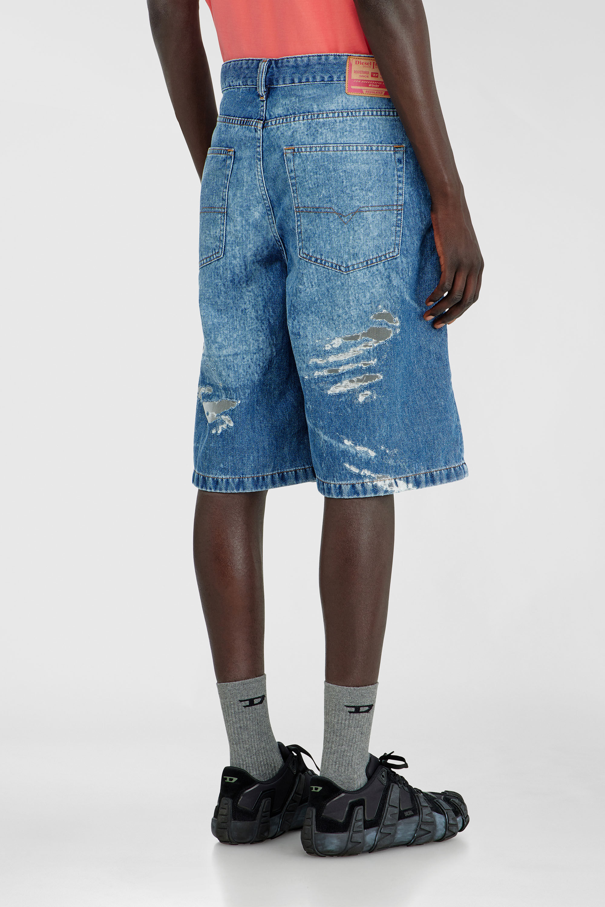 Diesel - PR-DE-SIRE-SHORT, Unisex's Shorts in devor&eacute; denim in ミディアムブルー - 4