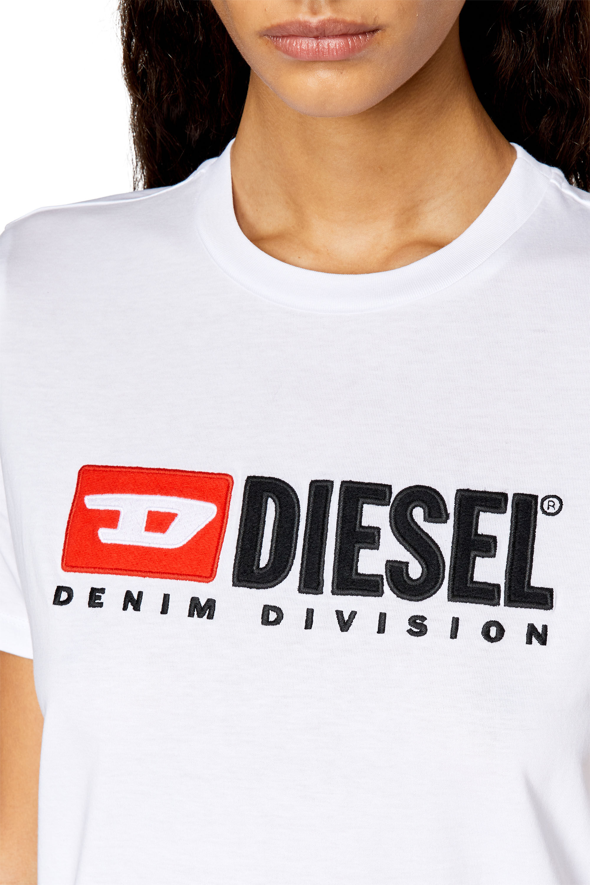T-REG-DIV （WOMEN）: ロゴワッペン付きTシャツ｜ディーゼル（DIESEL