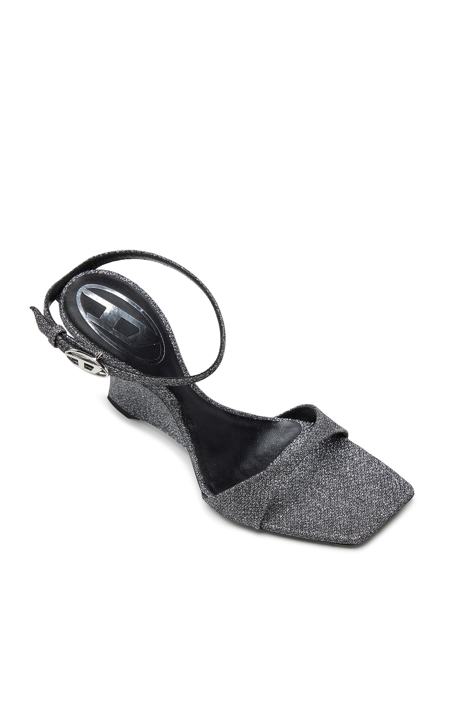 Diesel - D-AMBER SANDAL WEDGE, Female's ウェッジサンダル in シルバー - 6