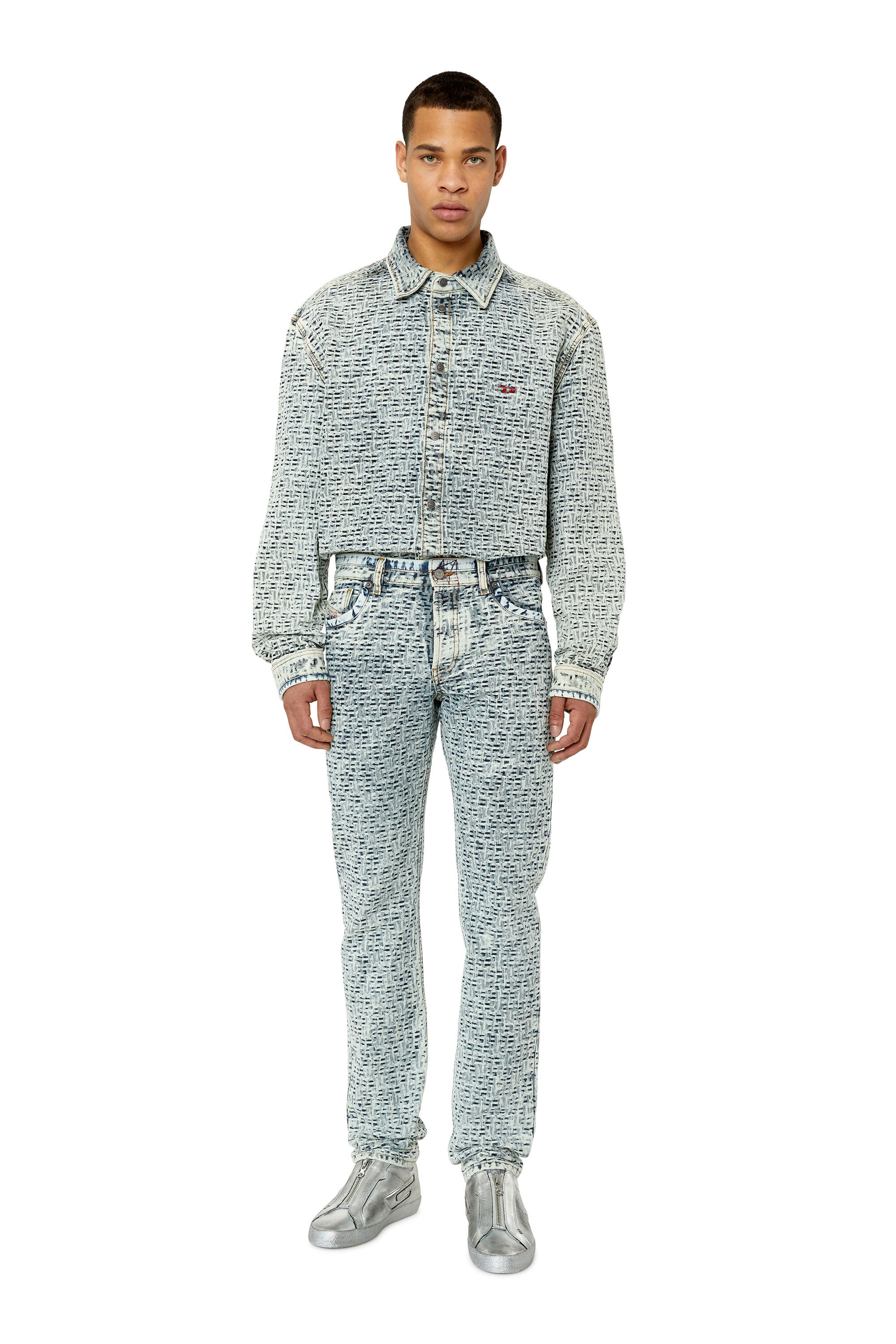 Diesel - S-LEROJI ZIP LOW, Male's レザー メタリック ローカットスニーカー - S-Leroji Zip Low in シルバー - 1