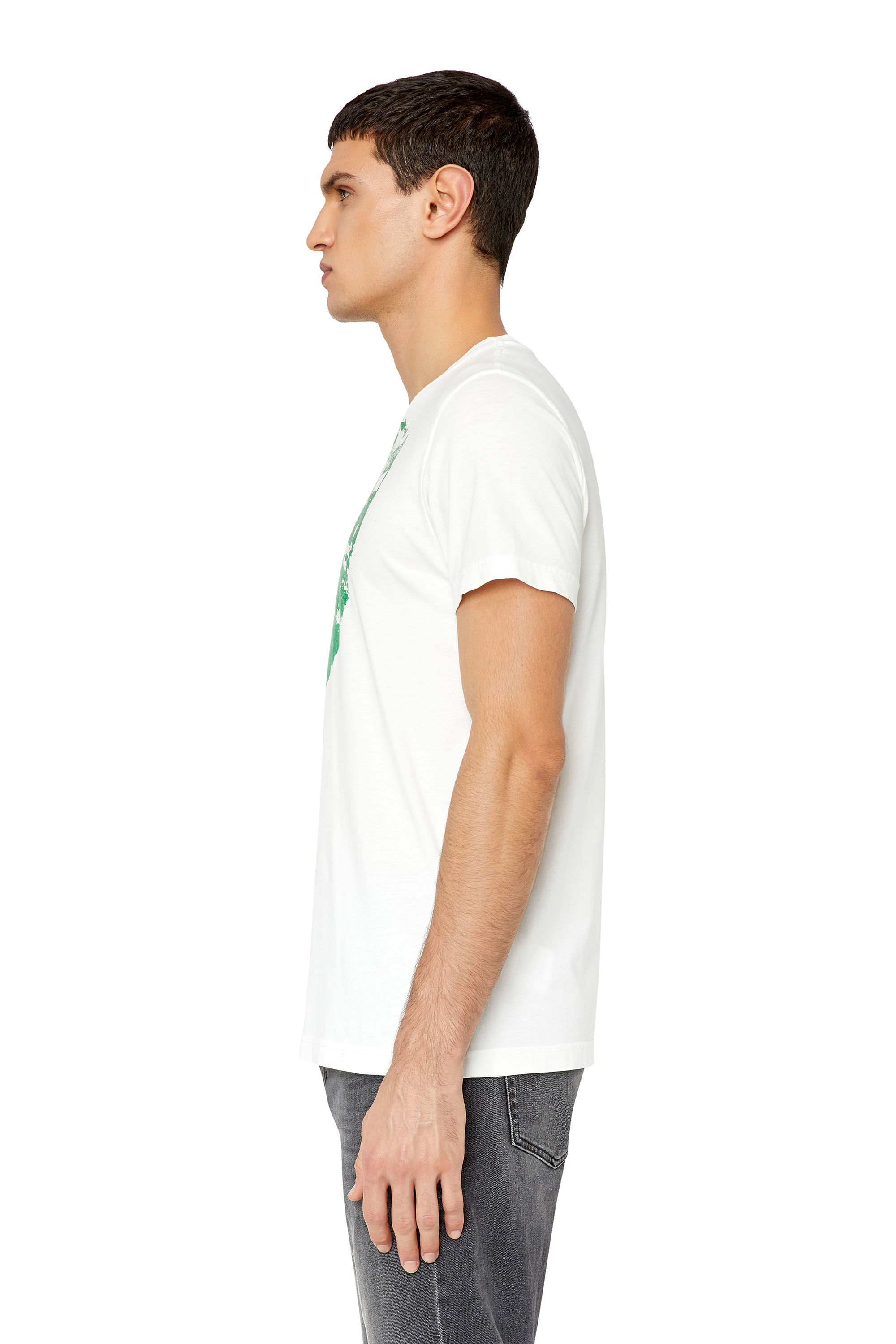 Diesel - T-DIEGOR-G11, Male's Tシャツ ガーメントダイ スリムフィット in ホワイト - 6