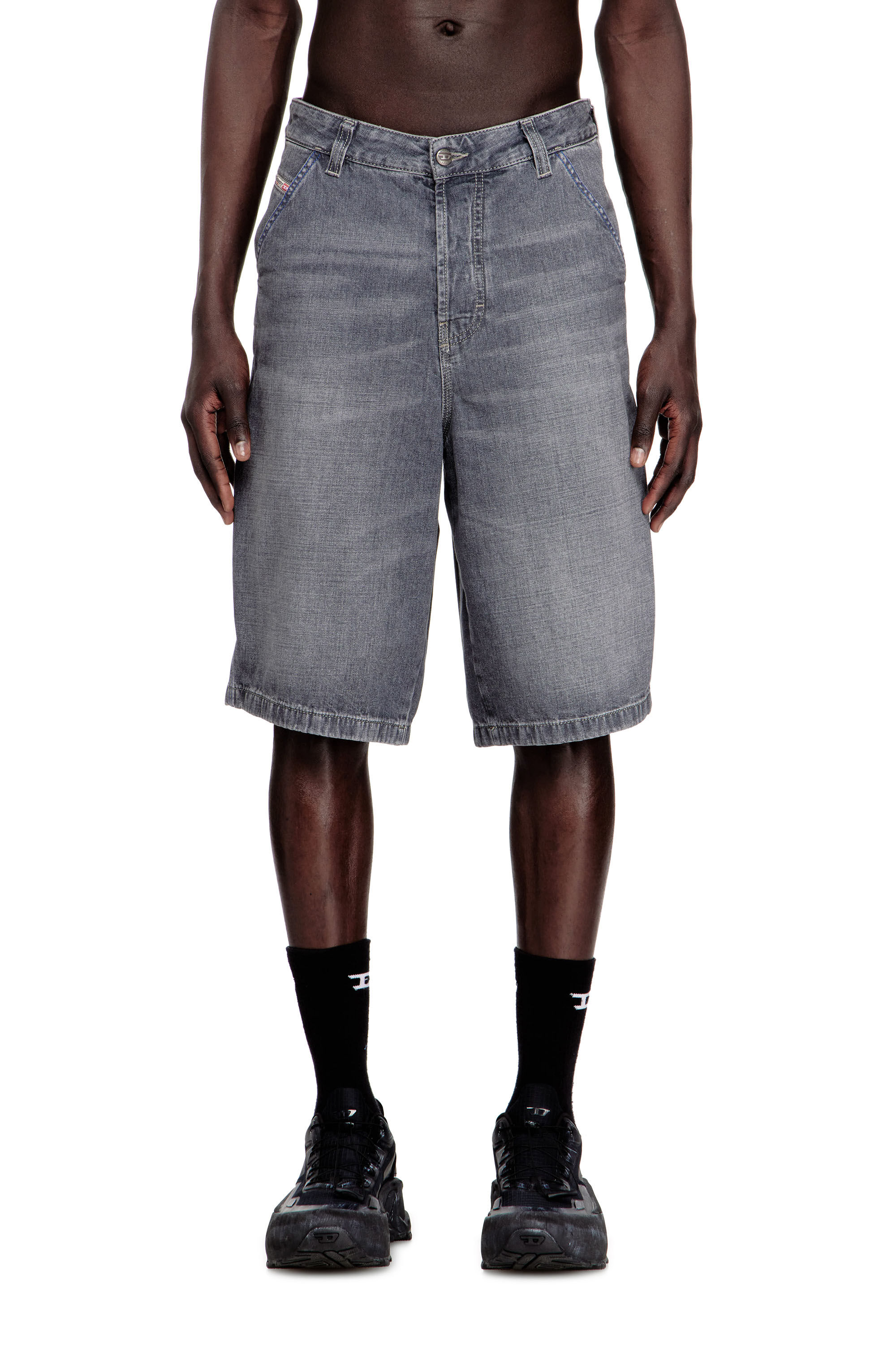 D-LIVERY-W-SHORT