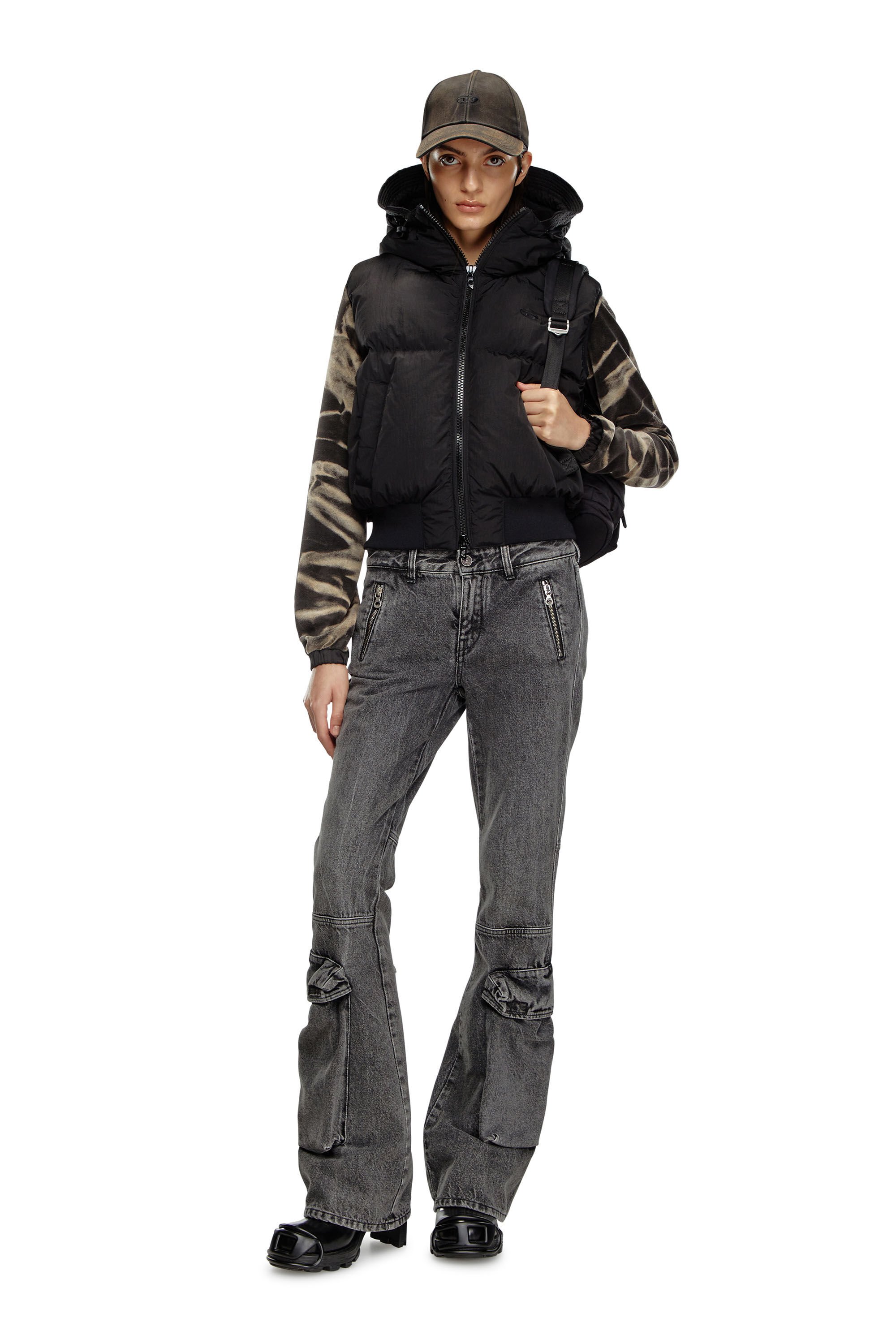 Diesel - W-PEYT-SSL-NEW-P1, Female's Hooded down vest in crinkled nylon in ブラック - 1