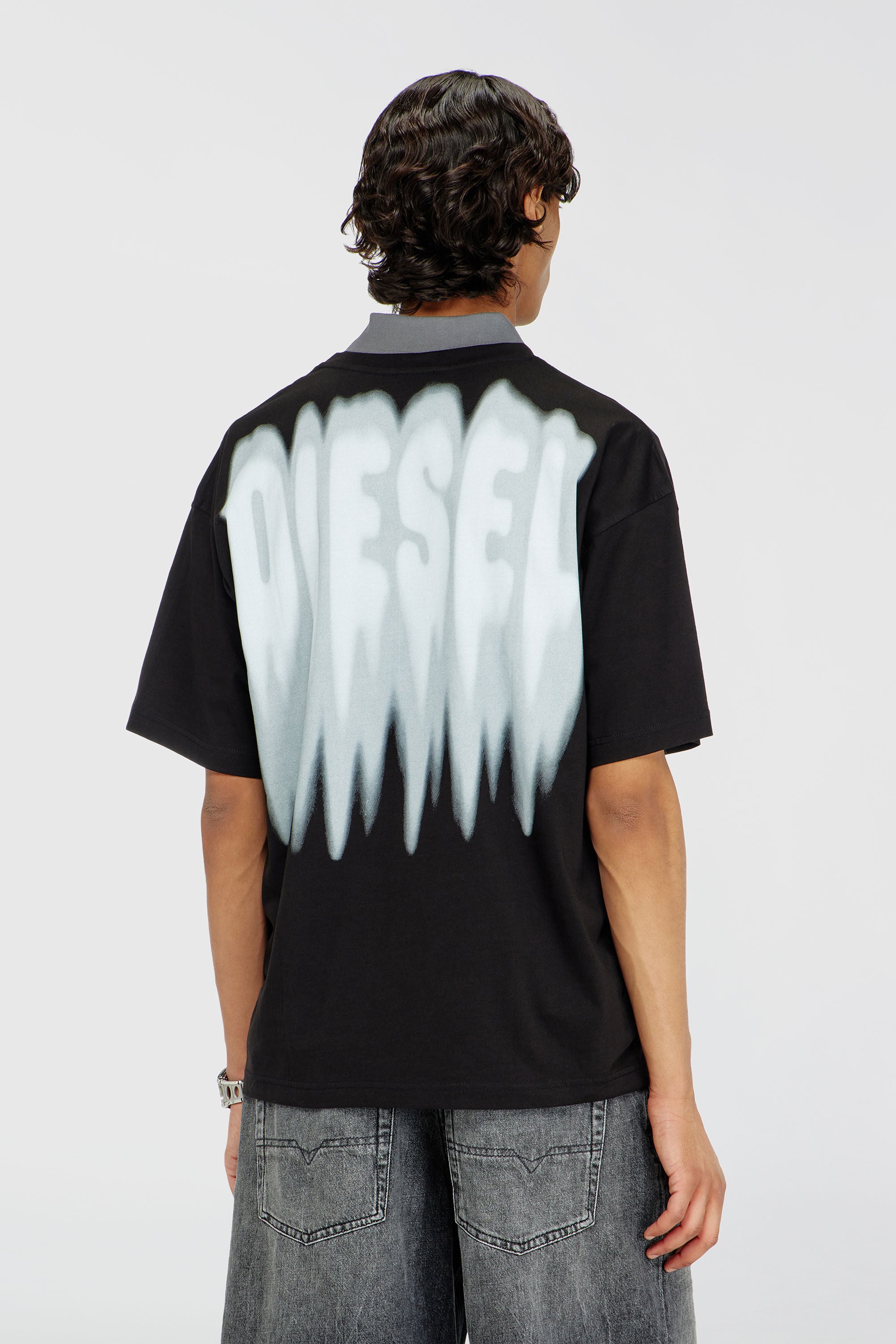 Diesel - T-BOXT-AA18, Male's Tシャツ in ブラック - 4