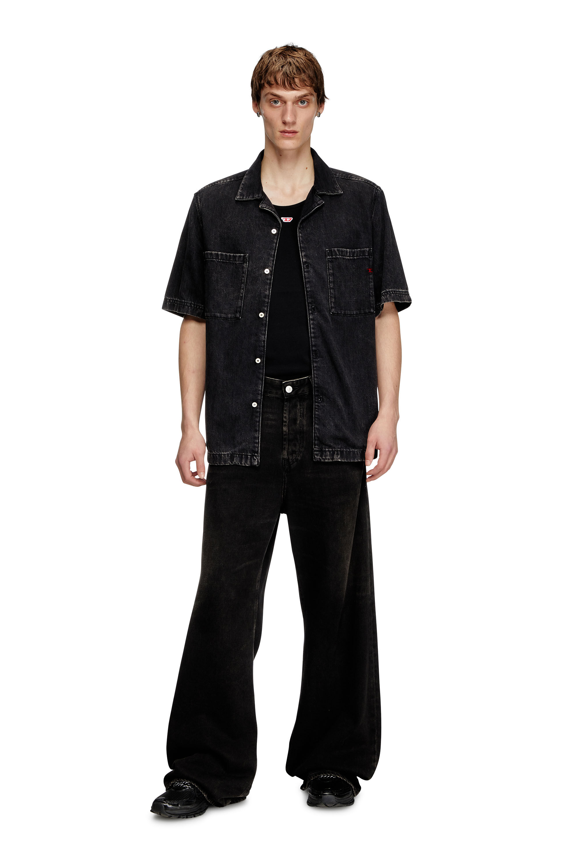 Diesel - D-PAROSHORT, Male's Bowling shirt in Tencel denim in ブラック - 1