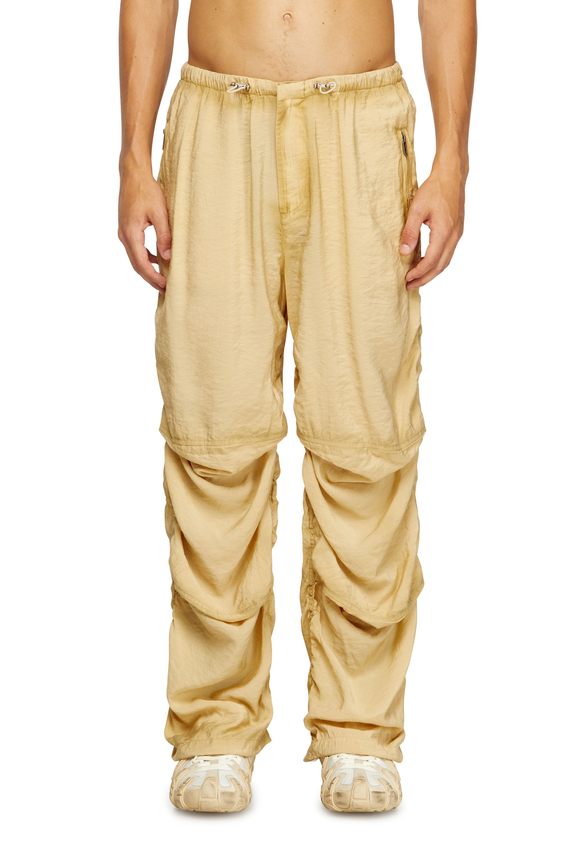 Diesel - P-DAILY, Male's Utility pants in light, crinkled fabric in ベージュ - 1