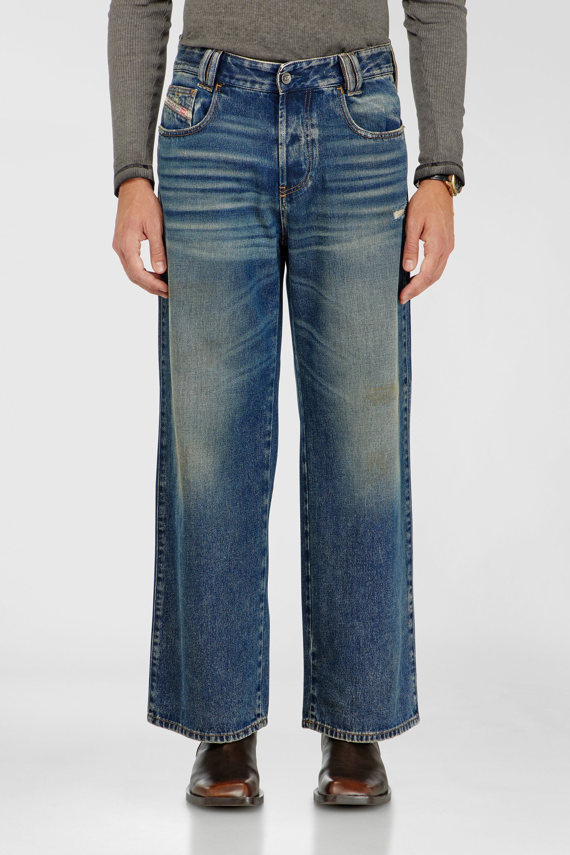 Diesel - Unisex's Relaxed Jeans 1982 D-Hakou 007FP, ダークブルー - 4
