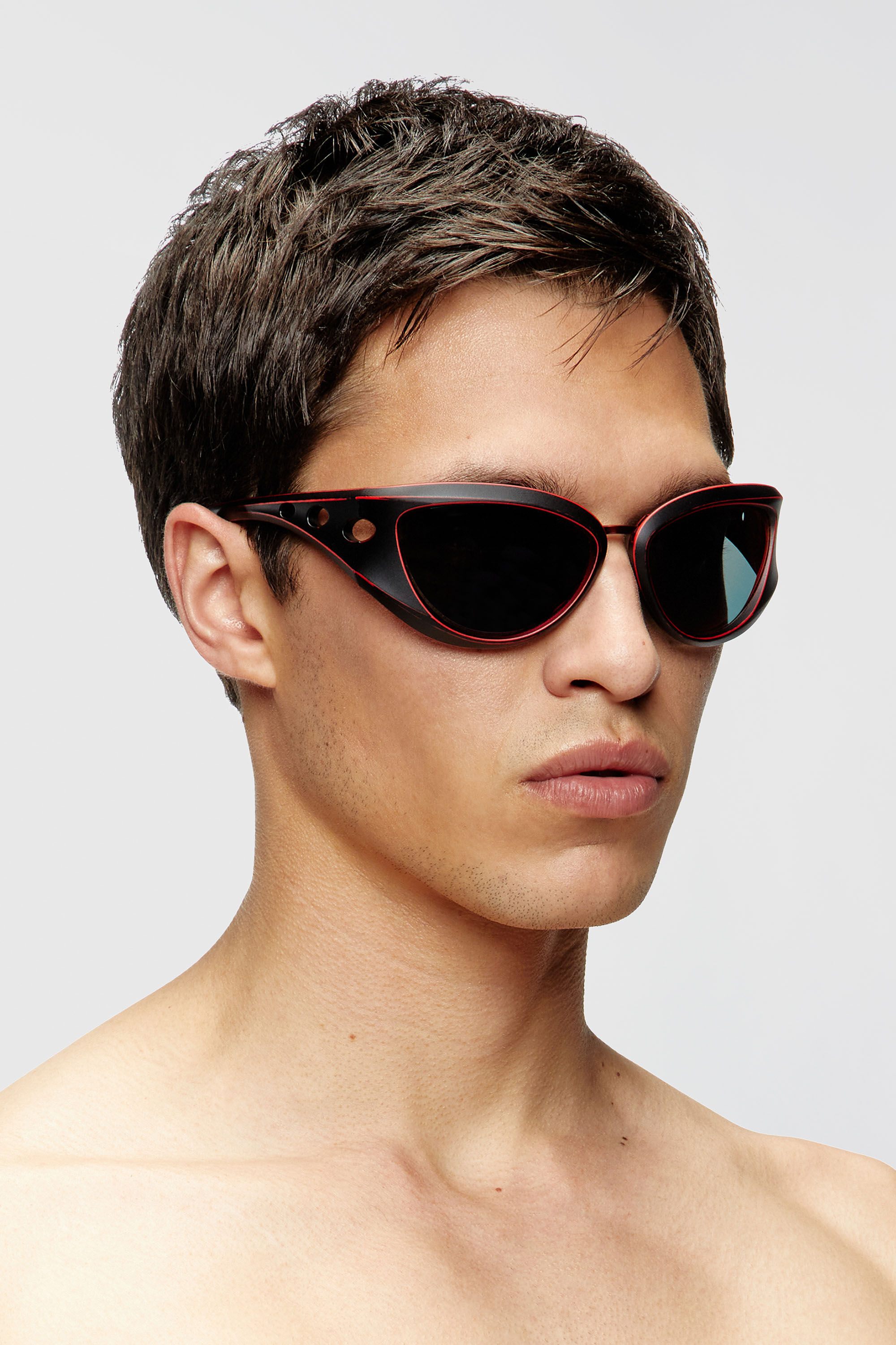 Diesel - 0DL3007U, Unisex's Cat-eye style sunglasses in レッド - 4