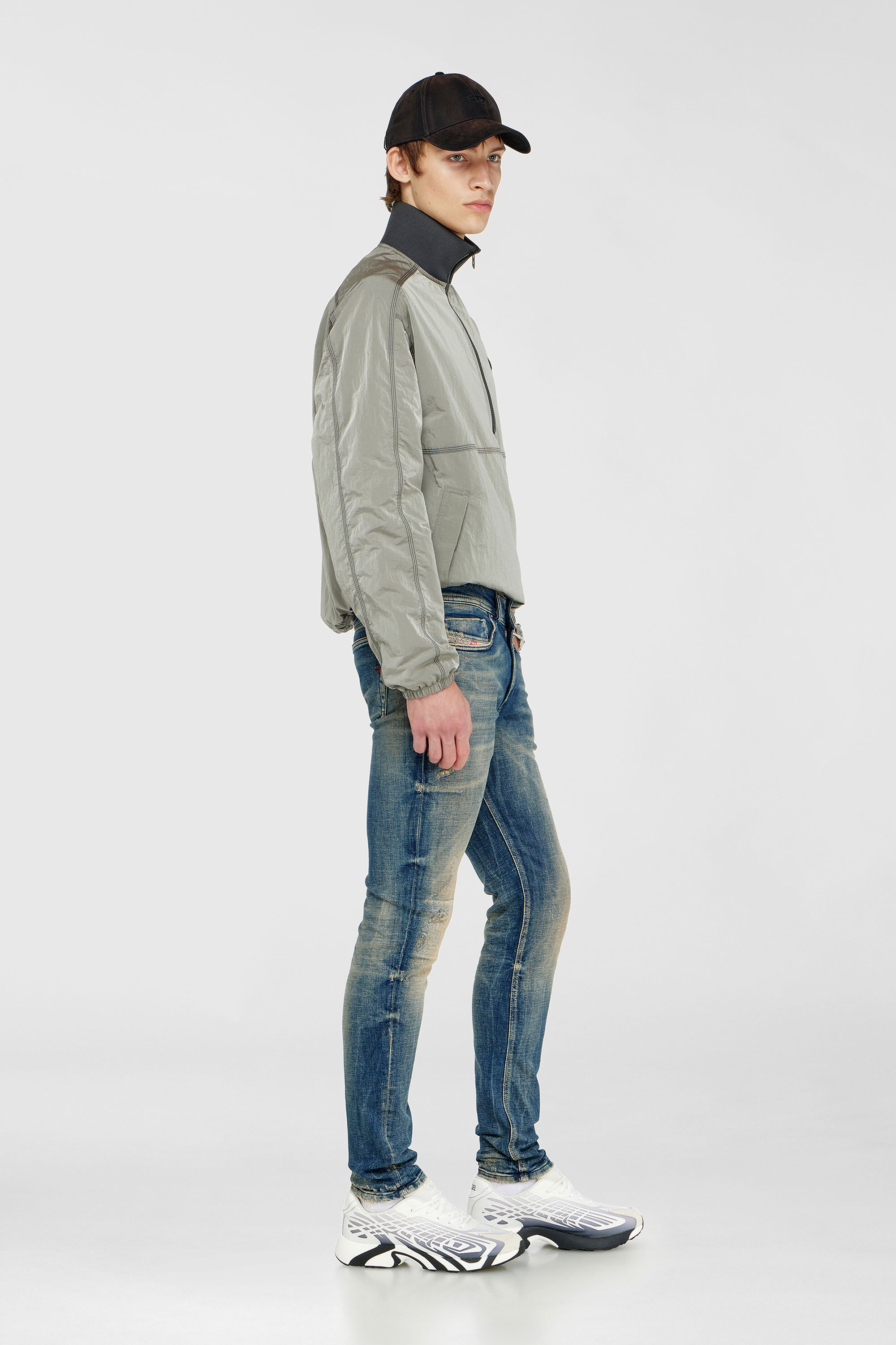 Diesel - Male's Skinny Jeans 1979 Sleenker 09P68, ダークブルー - 1