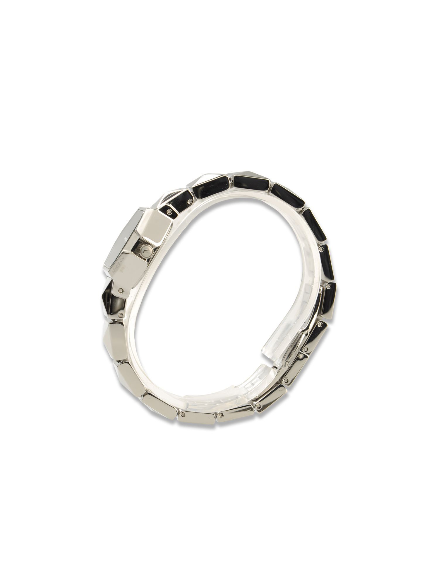 DZ5228, シルバー