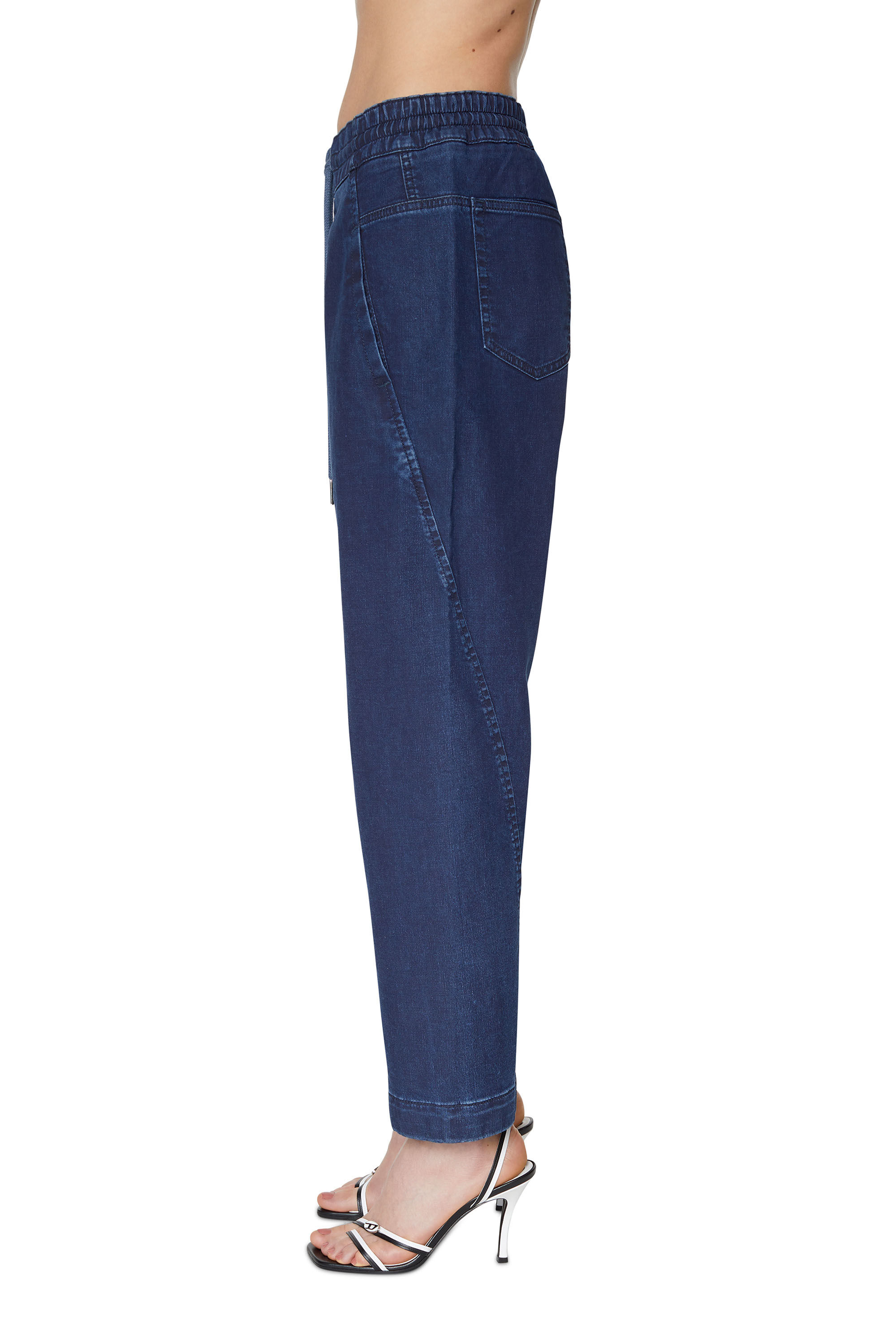 Krailey JoggJeans® 069ZJ A03036069ZJ デニム(WOMEN)|DIESEL 