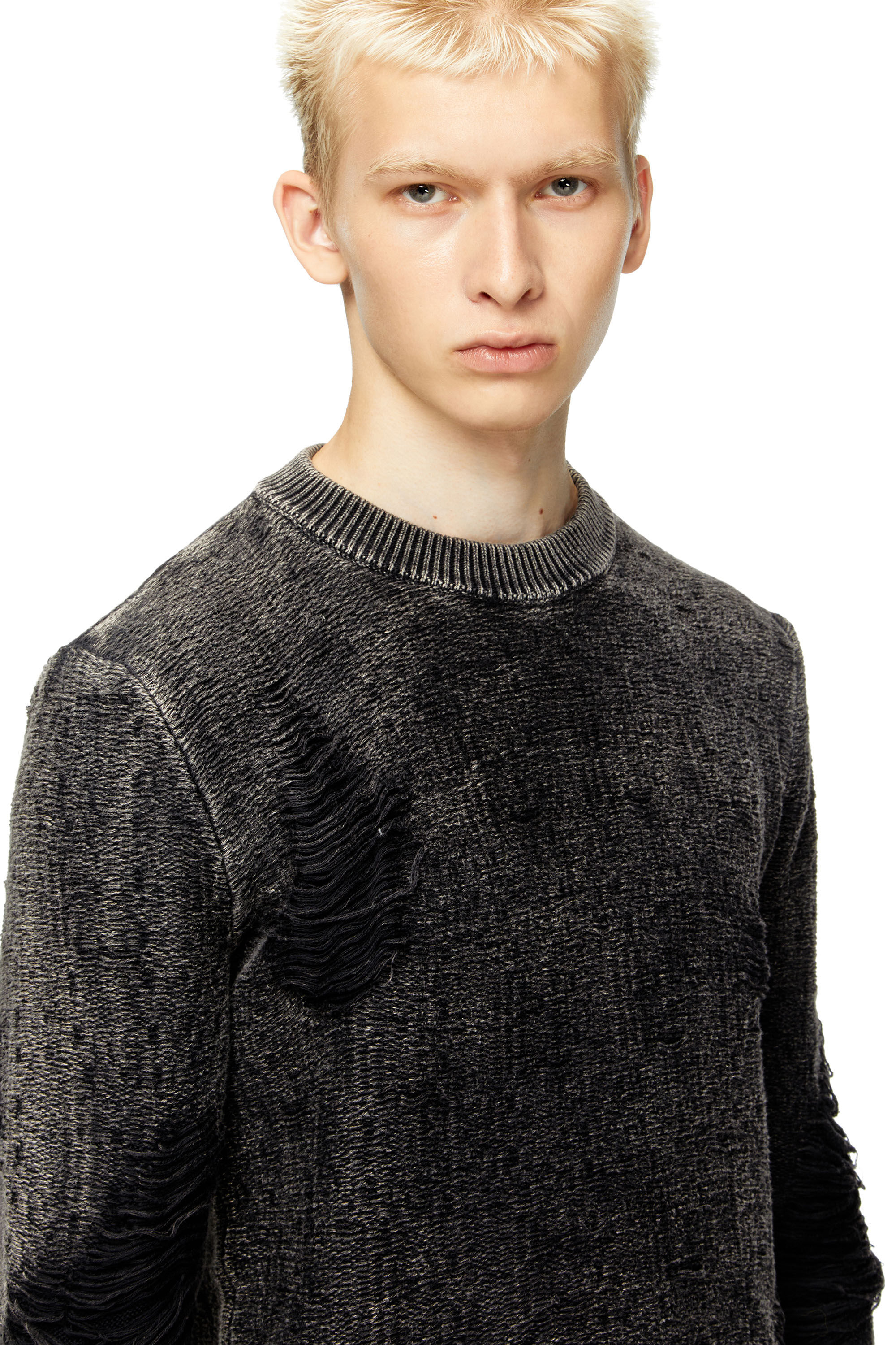 Diesel - K-FJORDI-ROUND, Male's Destroyed jumper with floating yarns in ブラック - 4