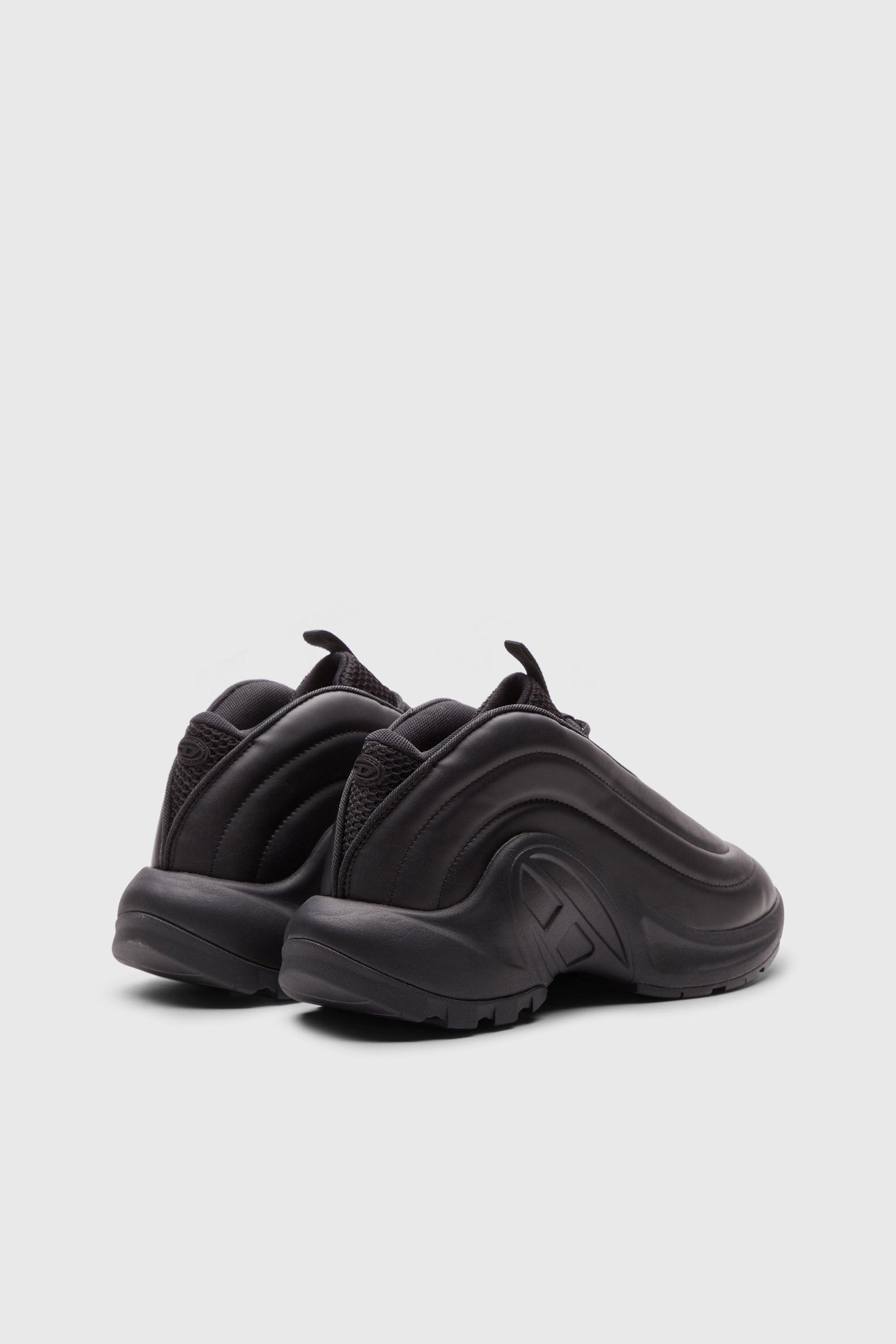 Diesel - S-D-RUNNER X, Unisex's S-D-Runner X-Slip-on sneakers with matte Oval D instep in ブラック - 3