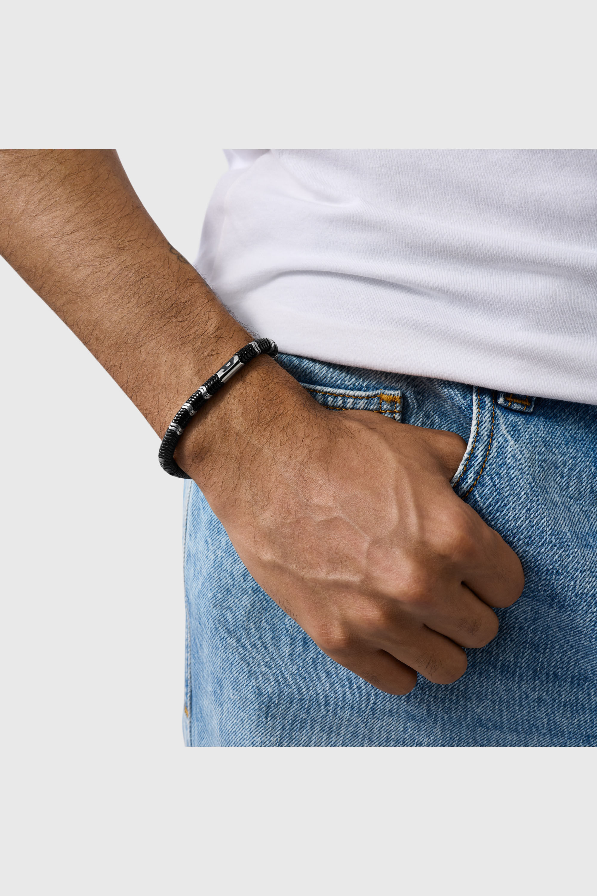 DX1574931 JEWEL ブレスレット｜ブラック｜ウィメンズ｜DIESEL