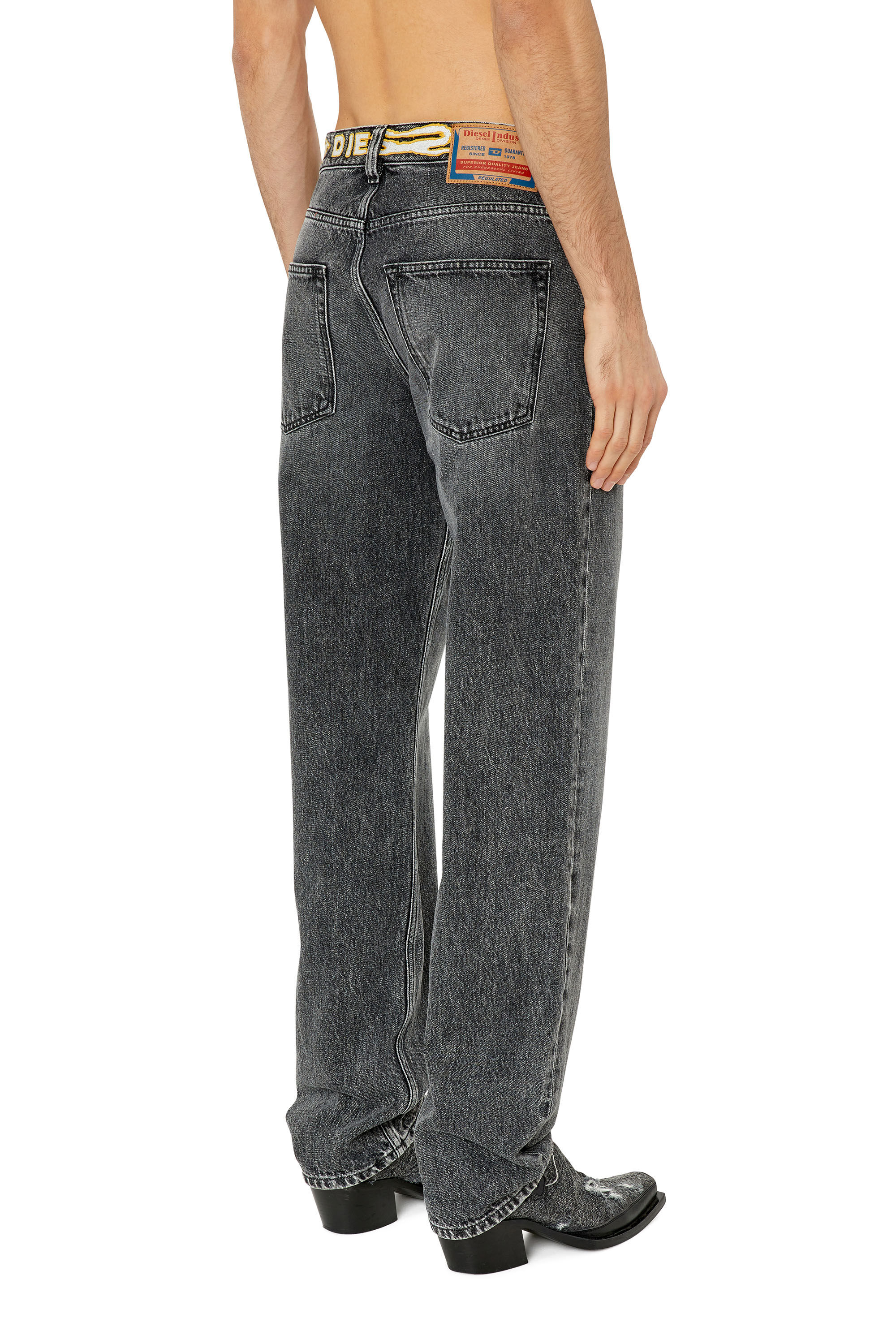 Diesel - Straight Jeans 2010 D-Macs 007N9, Male's 23SS デニムパンツ ルーズフィット ストレート in ブラック/ダークグレー - 4