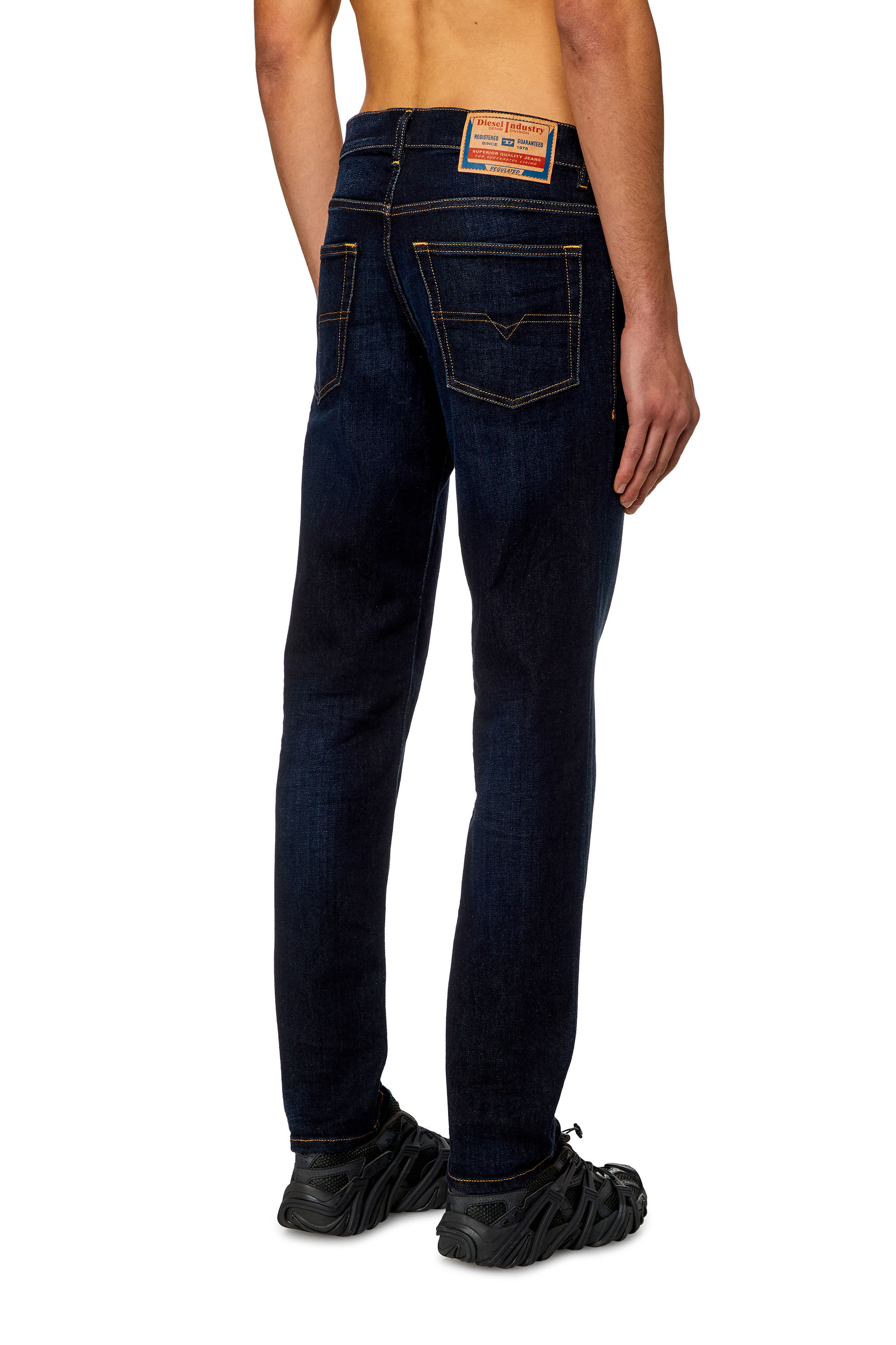 レギュラー Jeans - 2023 D-Finitive | ダークブルー | メンズ | DIESEL